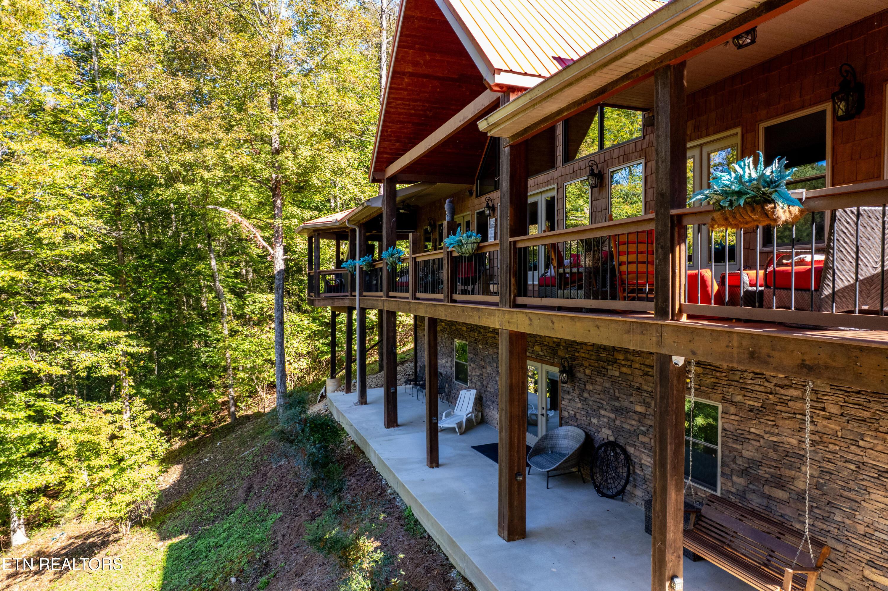 715 Landmark Rd, Jacksboro, TN - Norris Lake Real Estate - Image# 3