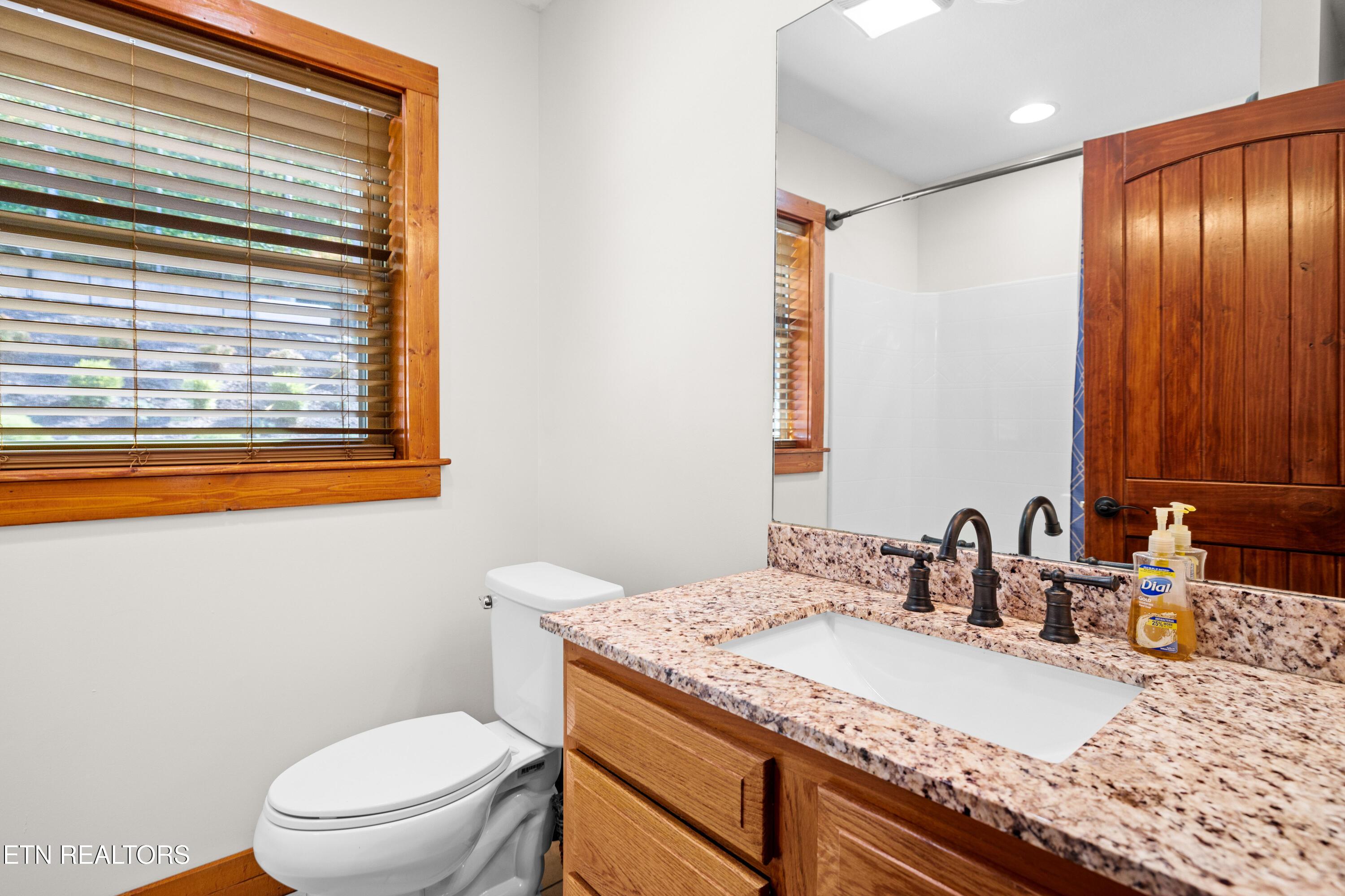715 Landmark Rd, Jacksboro, TN - Norris Lake Real Estate - Image# 29