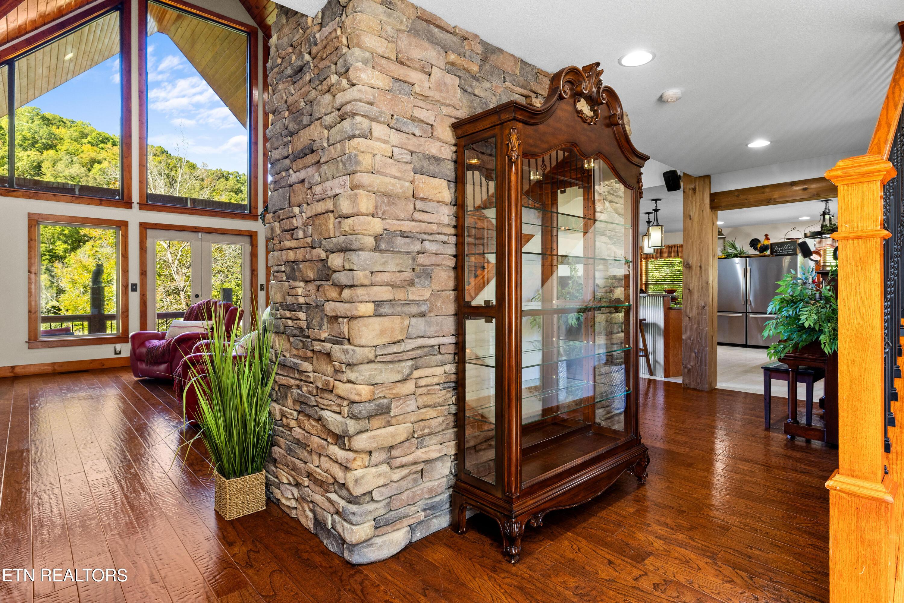 715 Landmark Rd, Jacksboro, TN - Norris Lake Real Estate - Image# 8