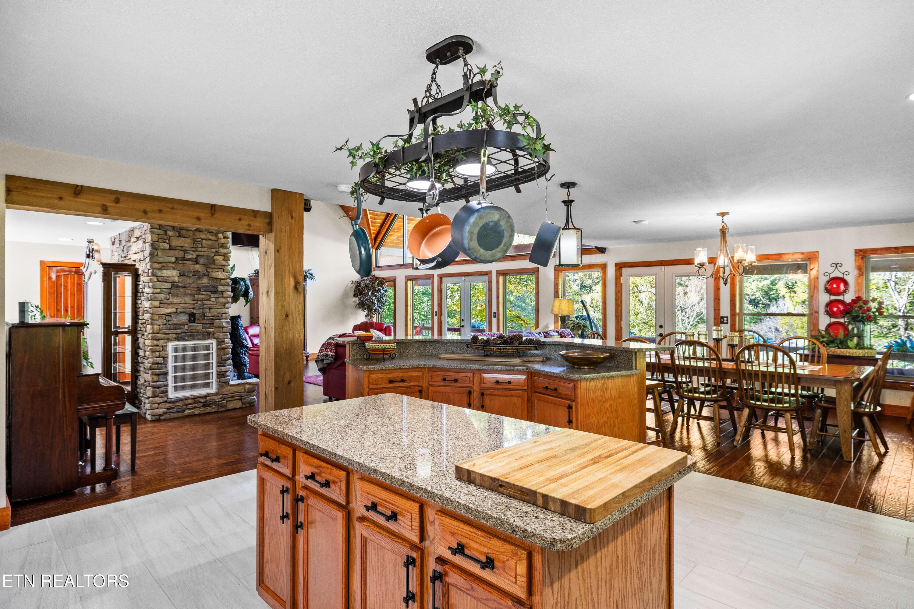 715 Landmark Rd, Jacksboro, TN - Norris Lake Real Estate - Image# 19