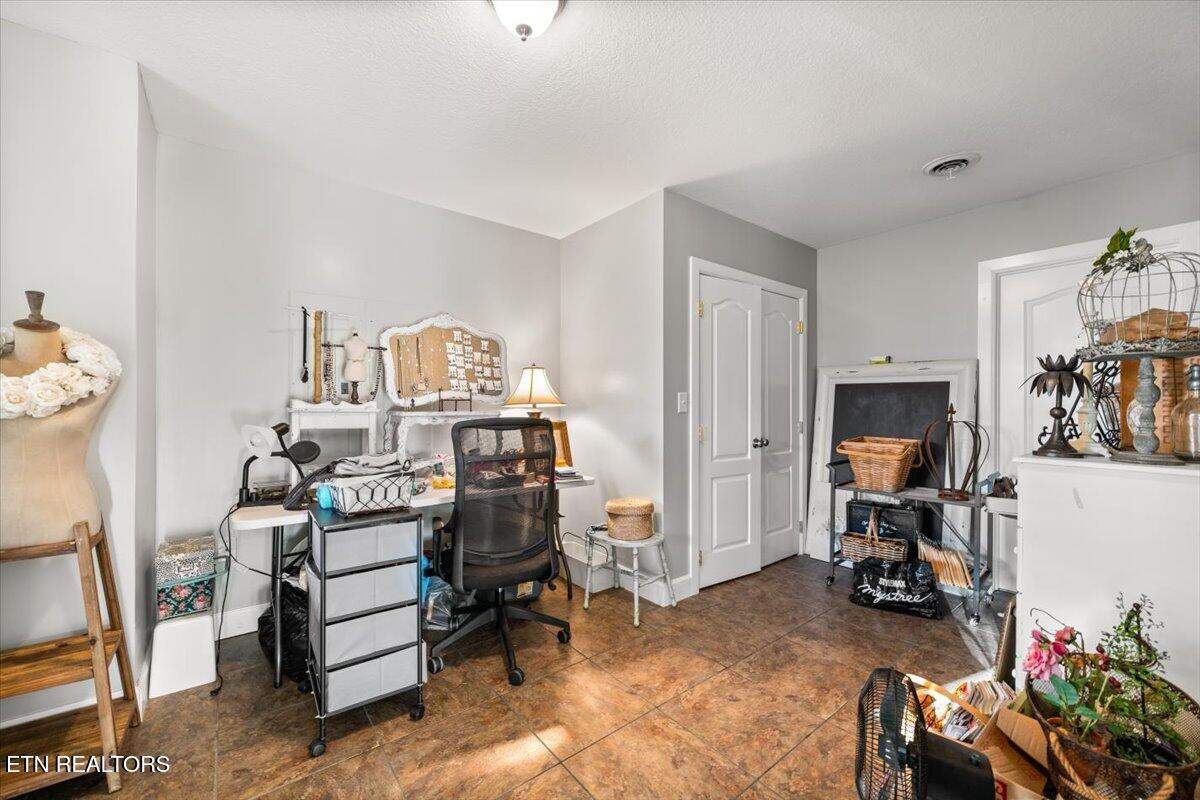 Norris Lake Real Estate - Image# 25