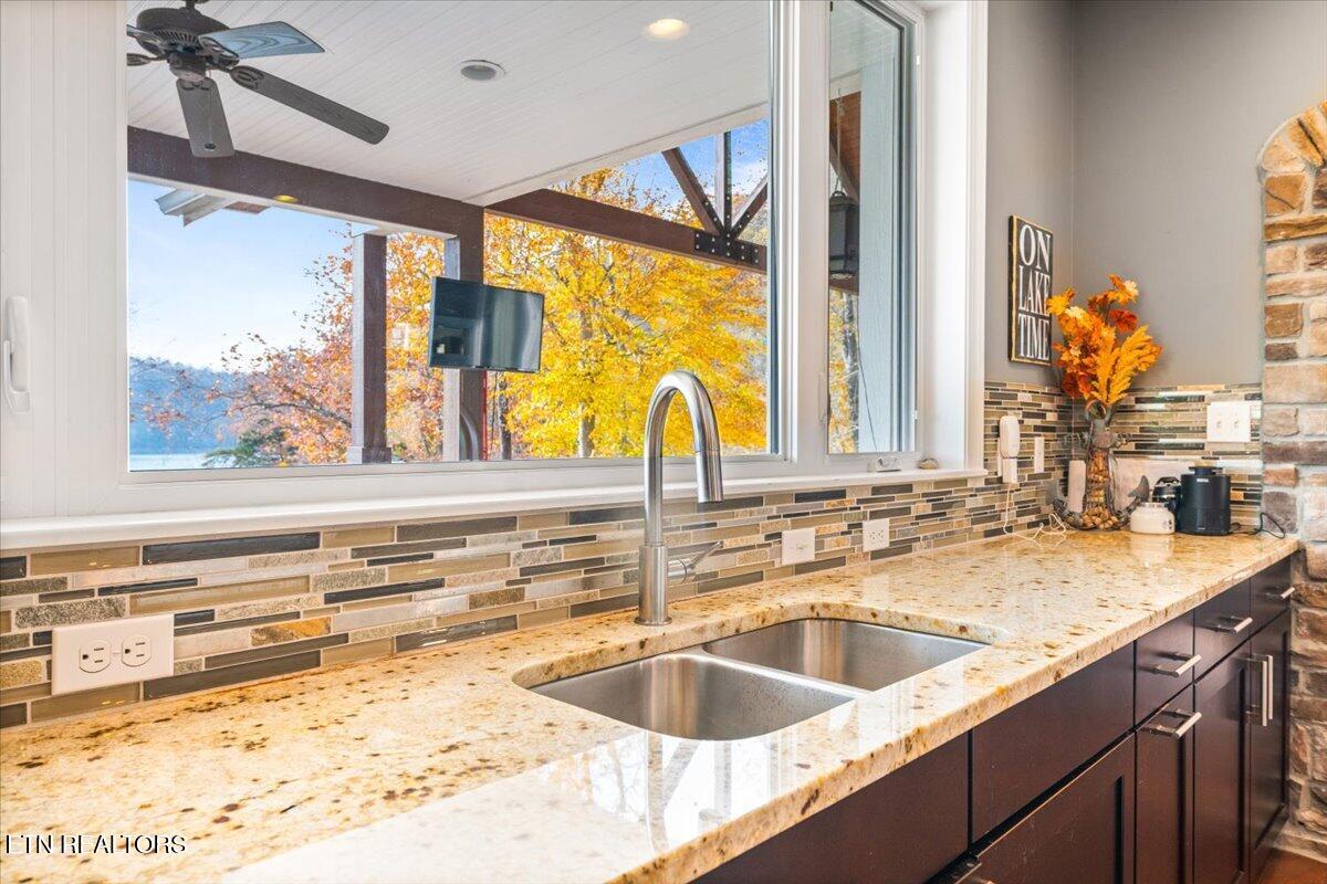 493 Bankwood Lane, Lafollette, TN - Norris Lake Real Estate - Image# 10