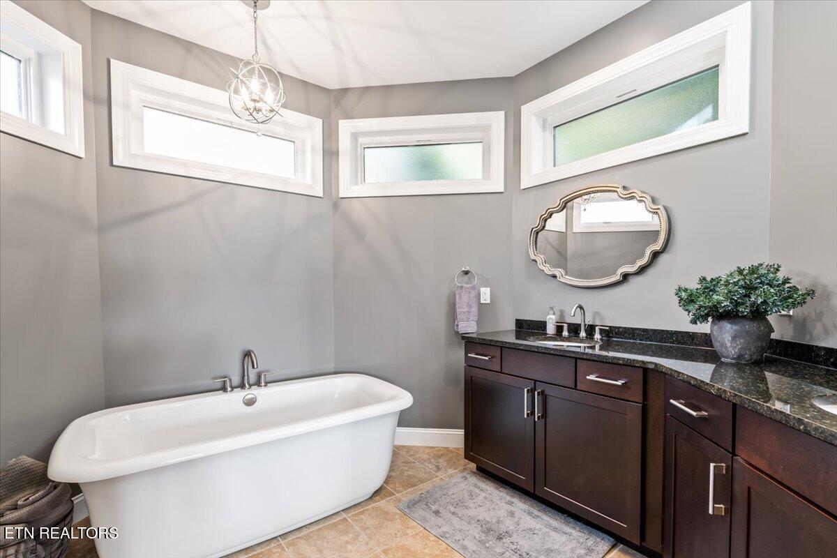 493 Bankwood Lane, Lafollette, TN - Norris Lake Real Estate - Image# 24