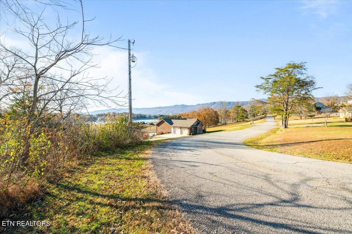 900 Powell Valley Shores Circle, Speedwell, TN - Norris Lake Real Estate - Image# 17