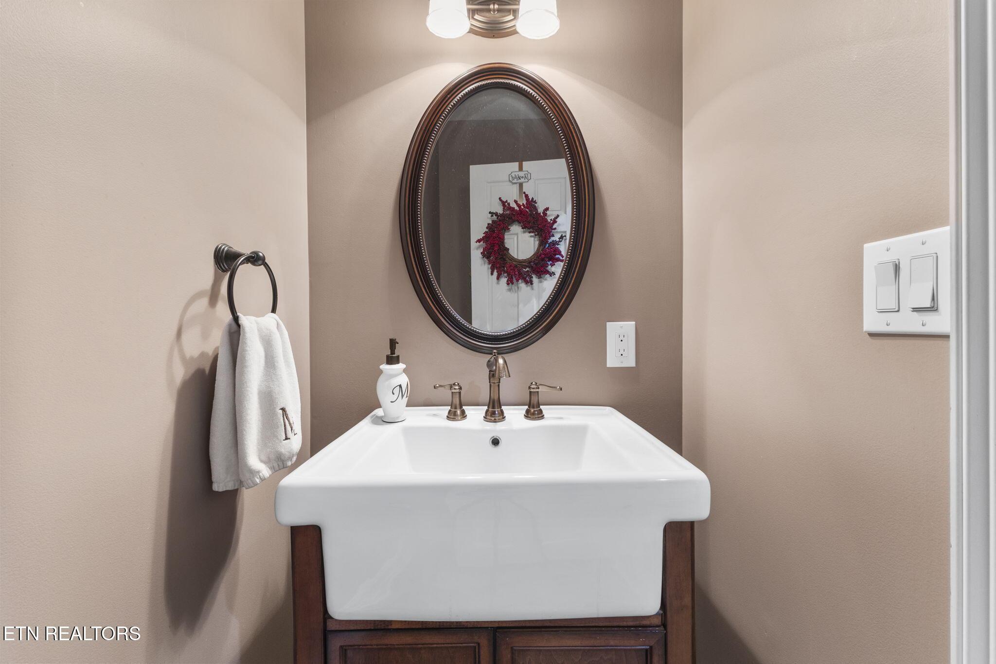 380 Fishers Loop Loop, Sharps Chapel, TN - Norris Lake Real Estate - Image# 18