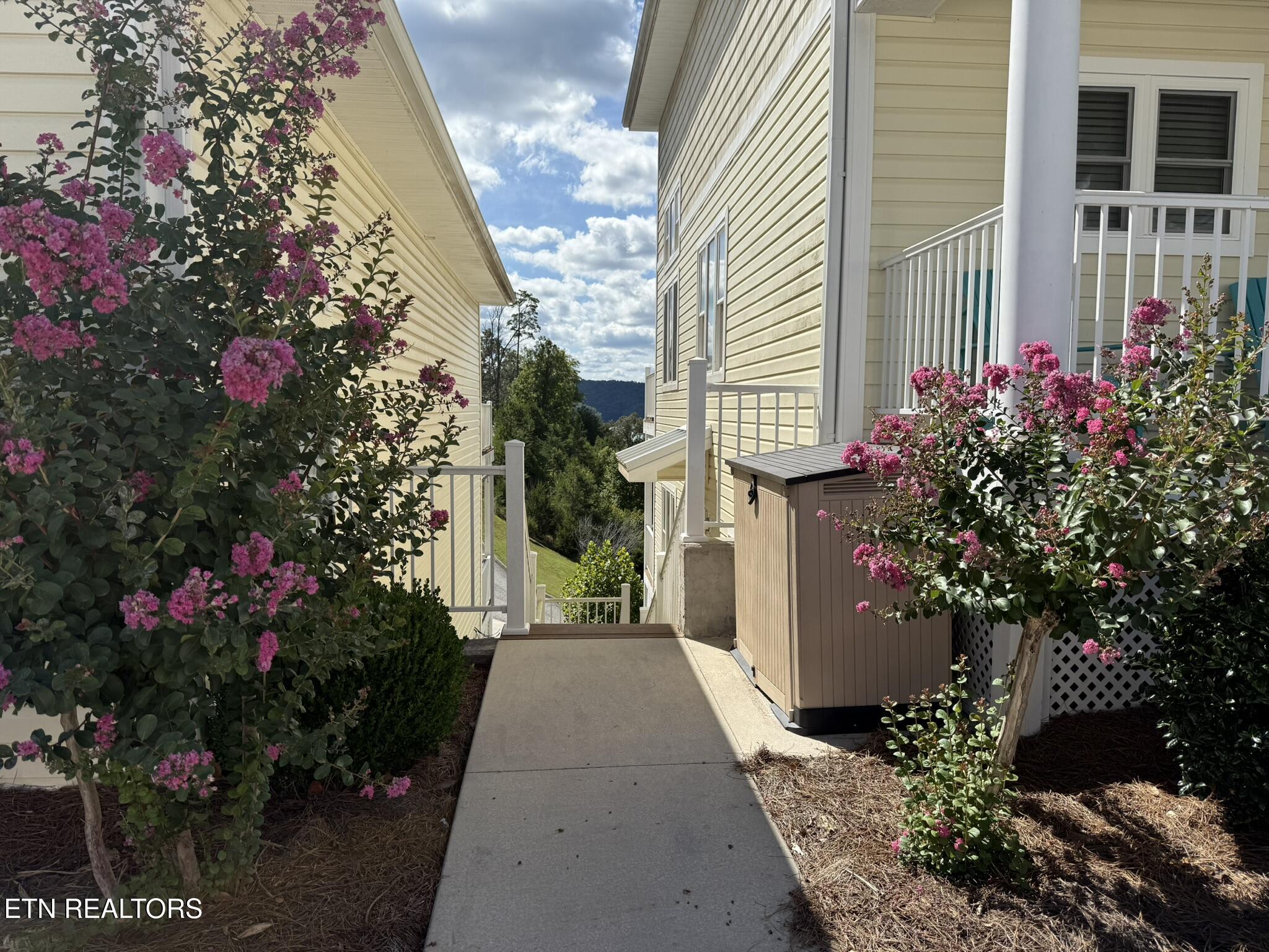 127 B N Deer Hill Village Lane, Lafollette, TN - Norris Lake Real Estate - Image# 1