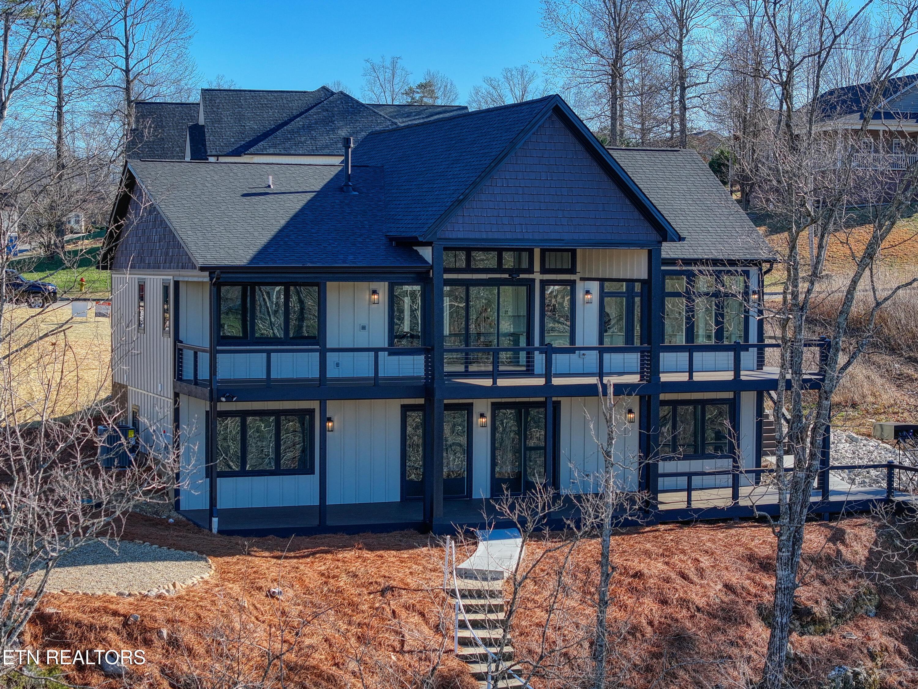 300 Bluff Trace Drive, Jacksboro, TN - Norris Lake Real Estate - Image# 30