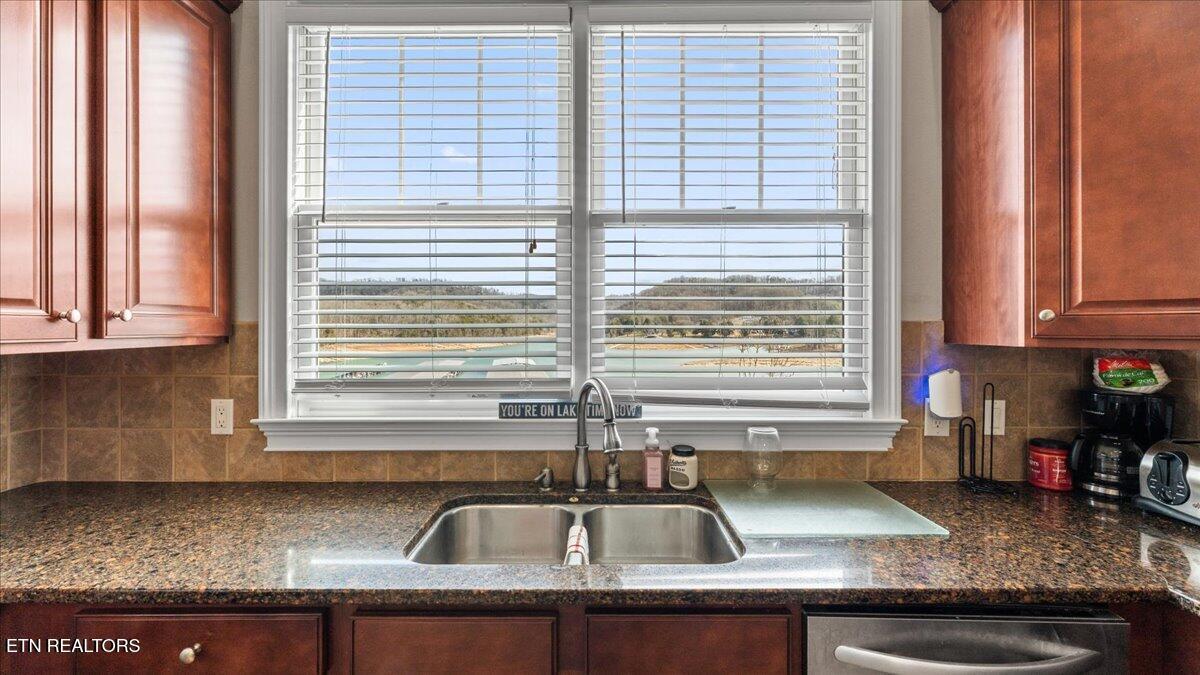 Norris Lake Real Estate - Image# 36