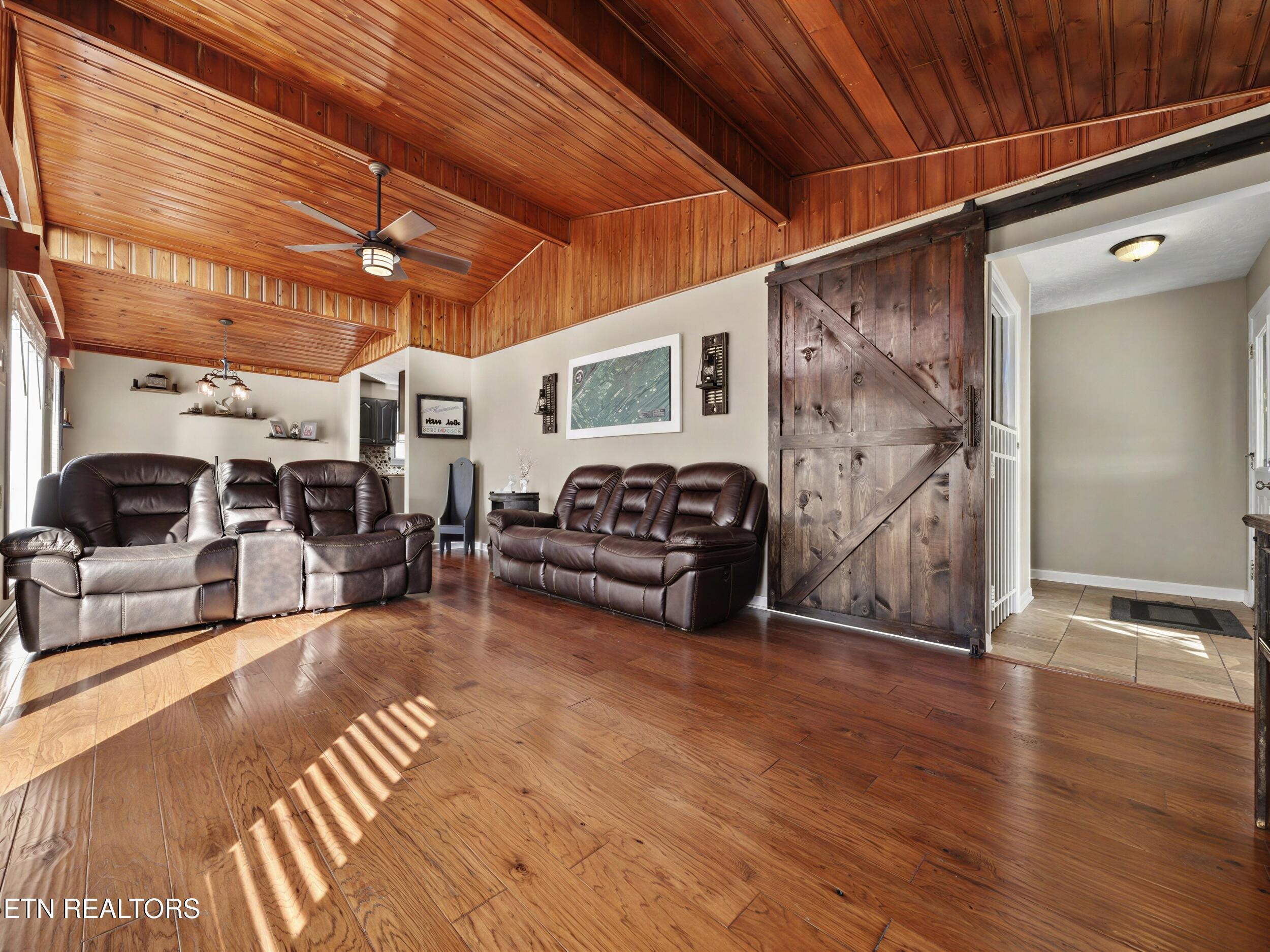 129 Bucks and Doe Lane, Lafollette, TN - Norris Lake Real Estate - Image# 6