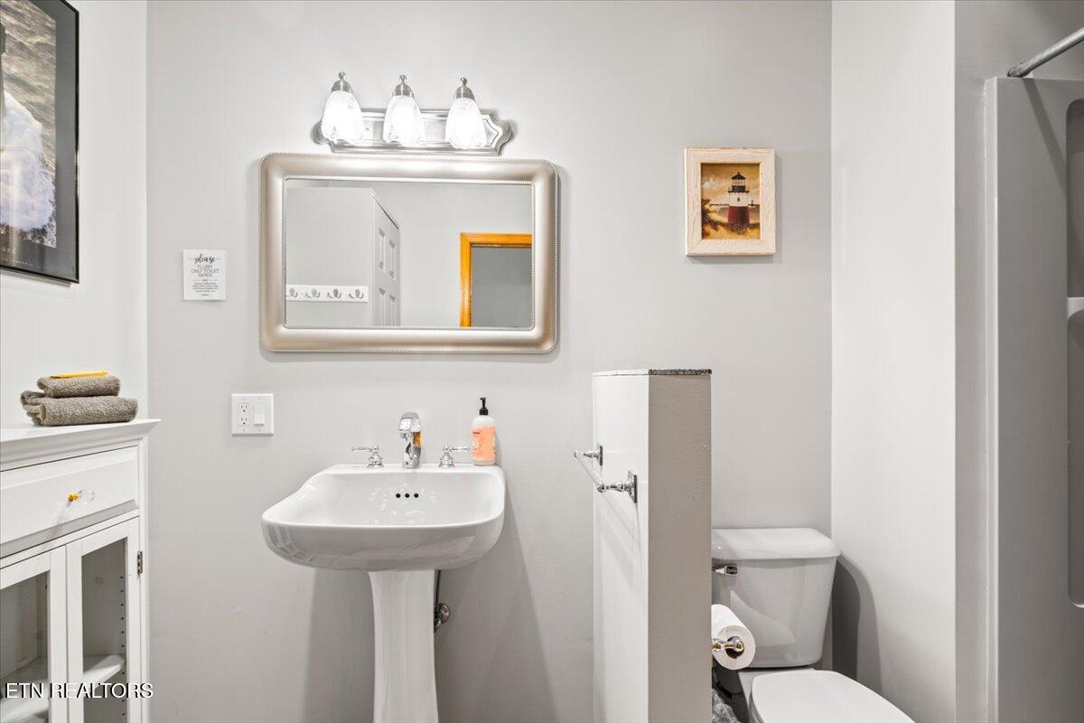 128 Fox Lane, Lafollette, TN - Norris Lake Real Estate - Image# 20