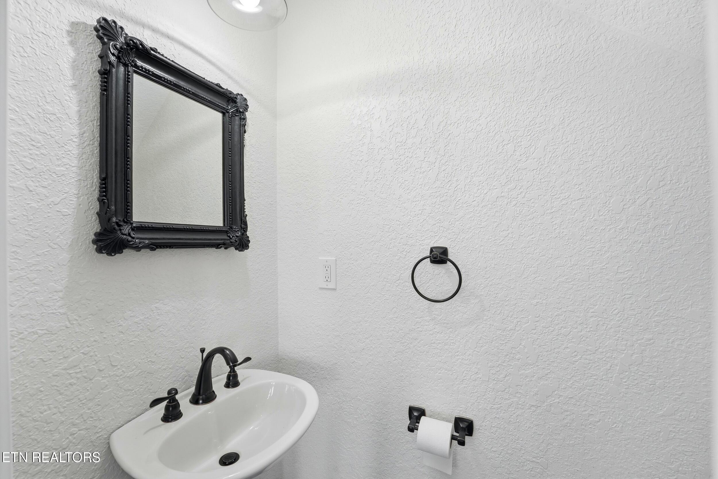 206 Old Leadmine Bend Rd, Sharps Chapel, TN - Norris Lake Real Estate - Image# 17