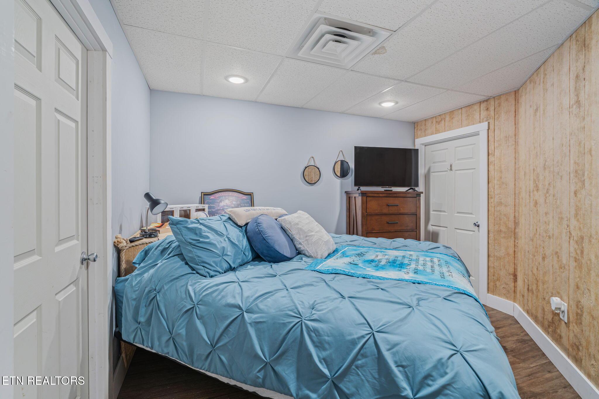 1368 N Shorewood Lane, Caryville, TN - Norris Lake Real Estate - Image# 37