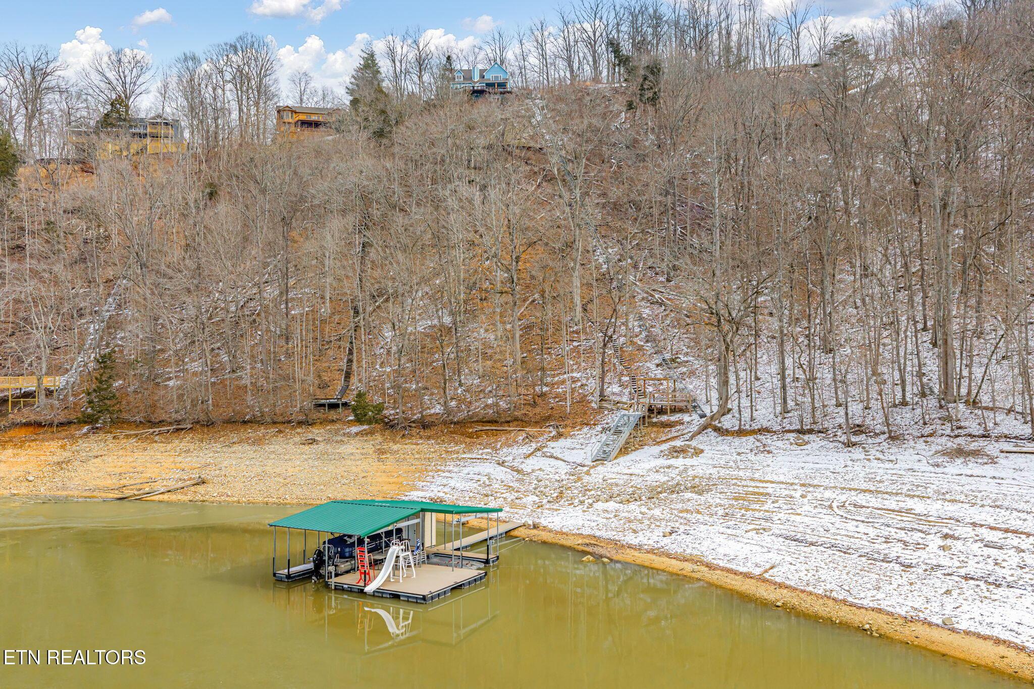 1368 N Shorewood Lane, Caryville, TN - Norris Lake Real Estate - Image# 39