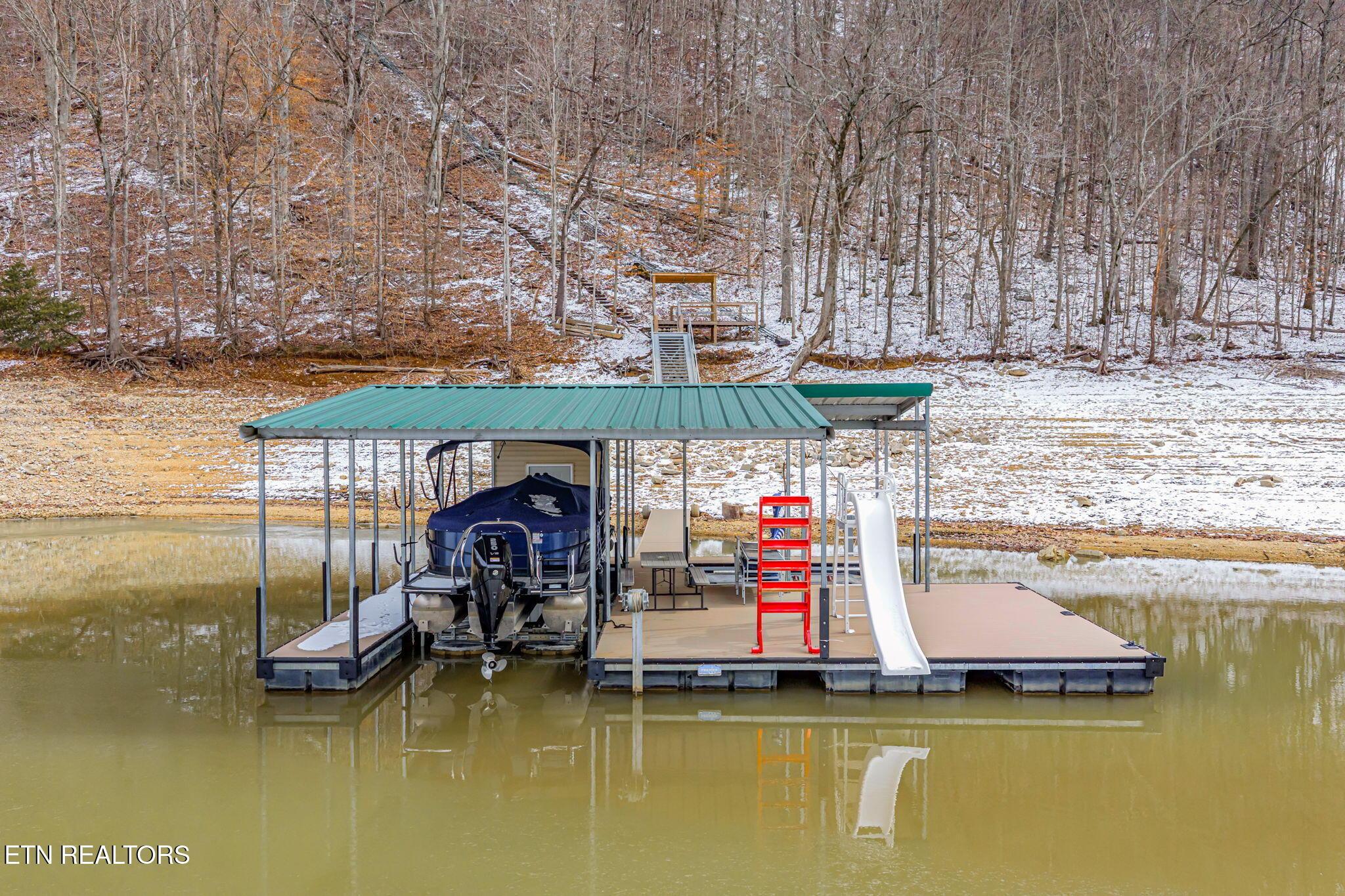 1368 N Shorewood Lane, Caryville, TN - Norris Lake Real Estate - Image# 40