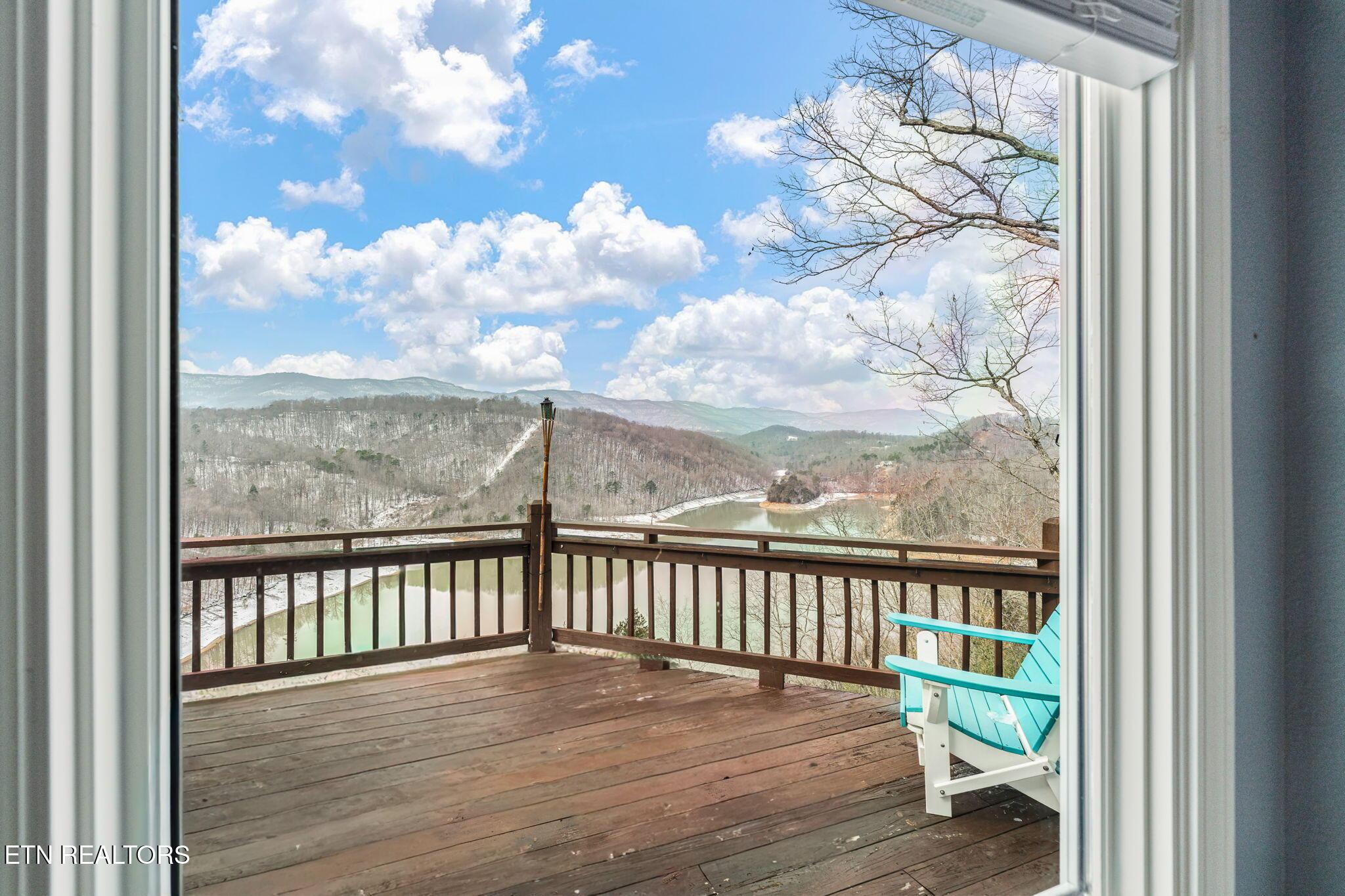 1368 N Shorewood Lane, Caryville, TN - Norris Lake Real Estate - Image# 46