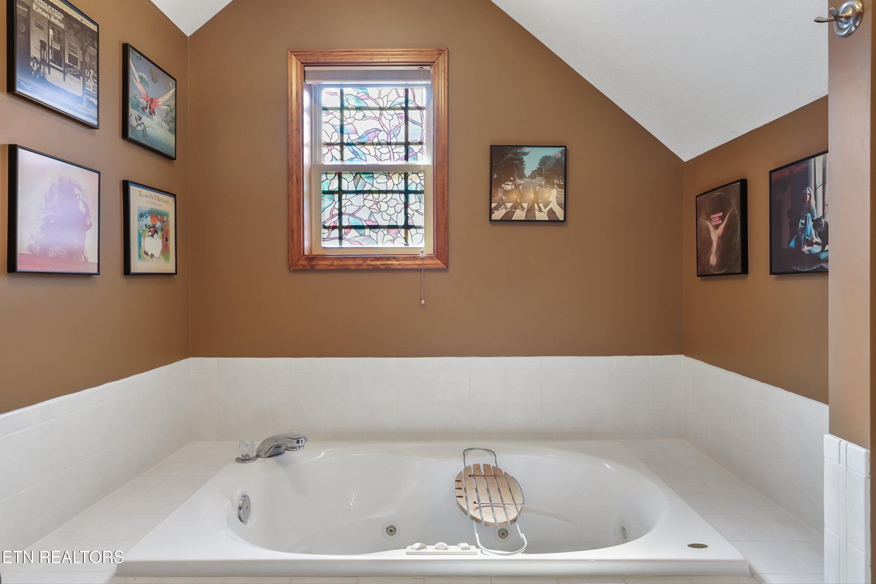 Norris Lake Real Estate - Image# 27