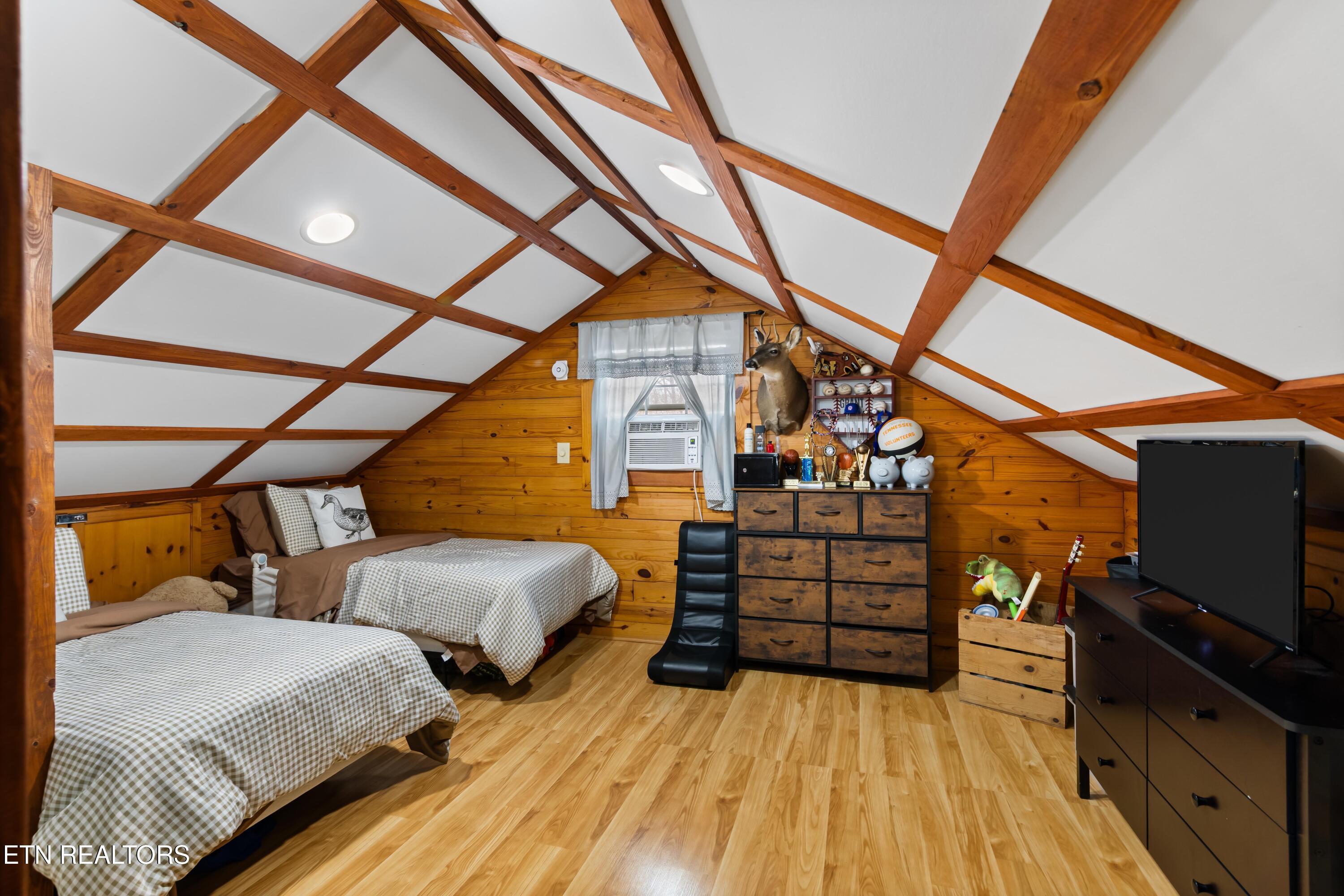 598 Hiwassee View Drive, Jacksboro, TN - Norris Lake Real Estate - Image# 19