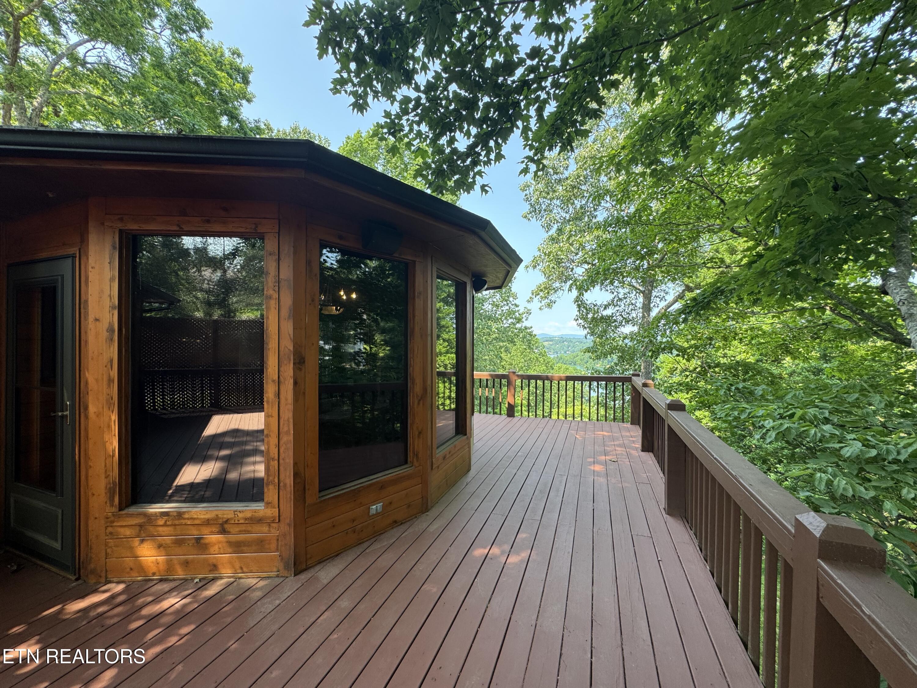 1186 Deerfield Way, Lafollette, TN - Norris Lake Real Estate - Image# 11