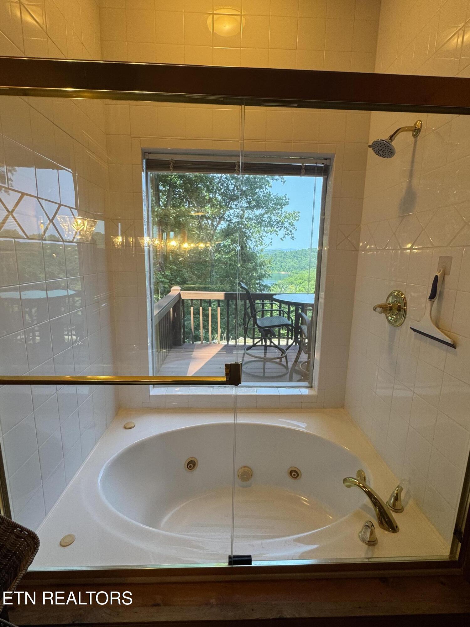 1186 Deerfield Way, Lafollette, TN - Norris Lake Real Estate - Image# 53