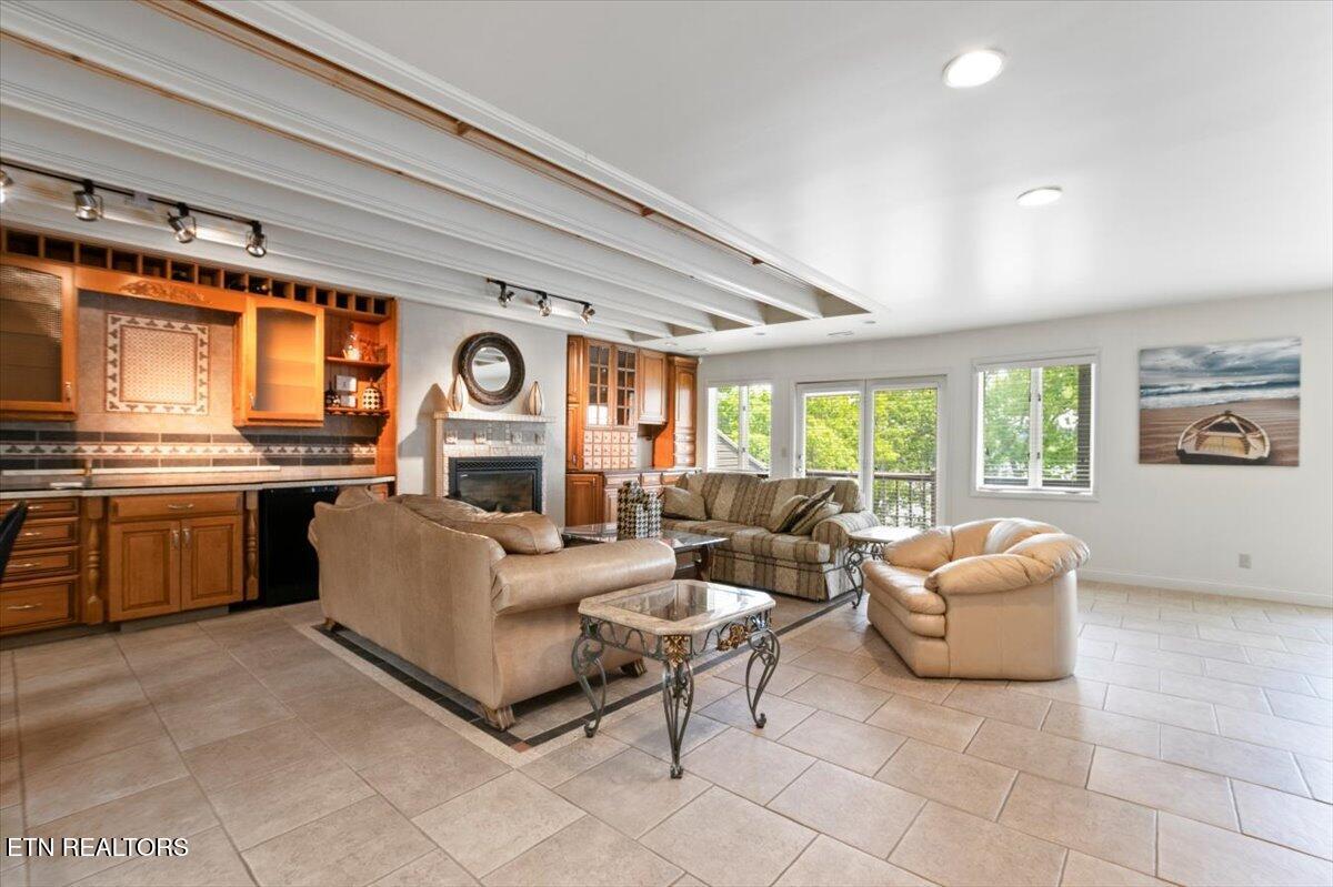 700 Shanghai Landing Lane, Lafollette, TN - Norris Lake Real Estate - Image# 9