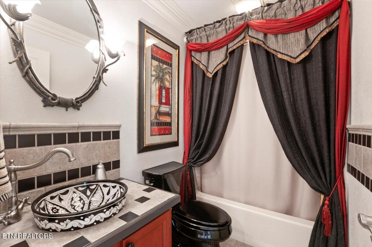 700 Shanghai Landing Lane, Lafollette, TN - Norris Lake Real Estate - Image# 23