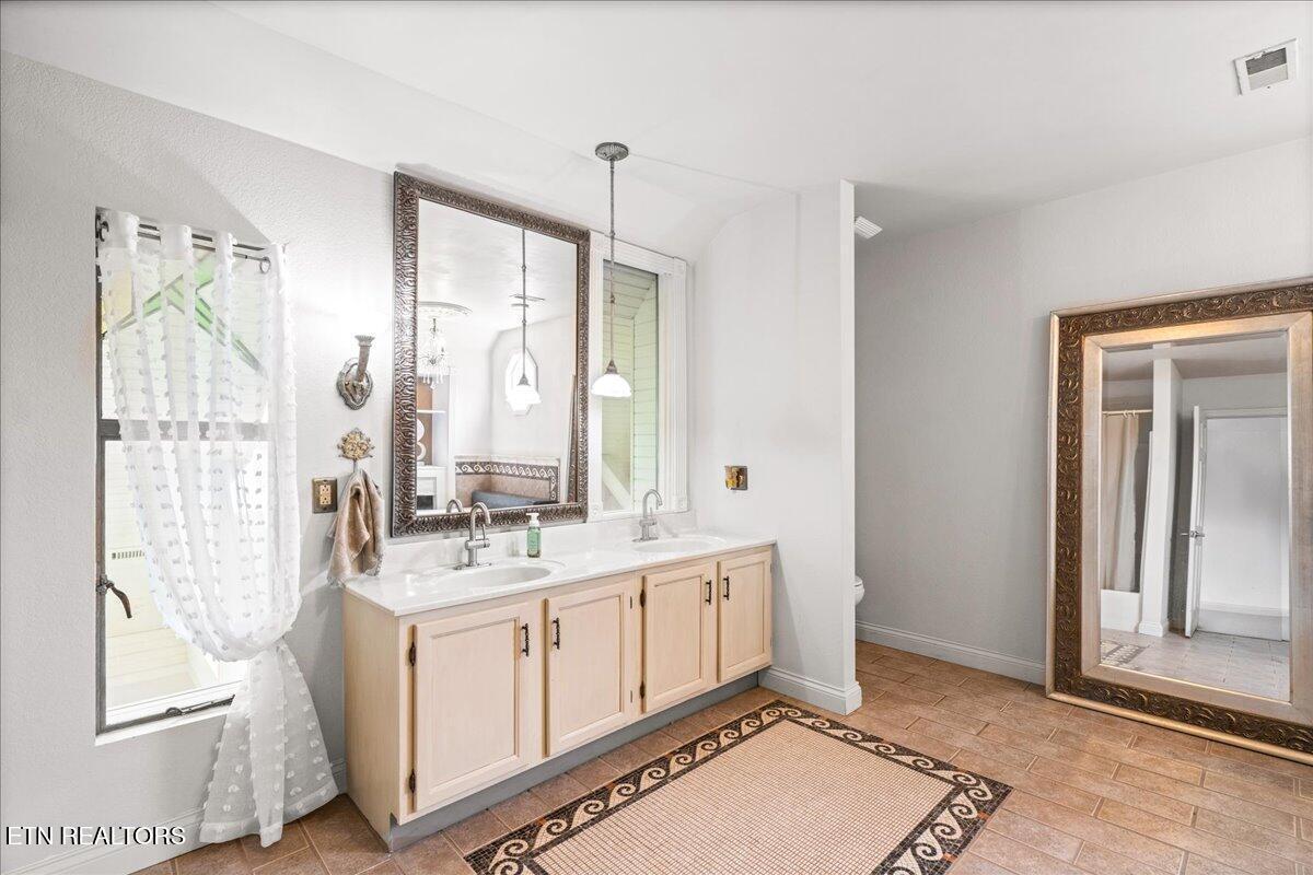 700 Shanghai Landing Lane, Lafollette, TN - Norris Lake Real Estate - Image# 30