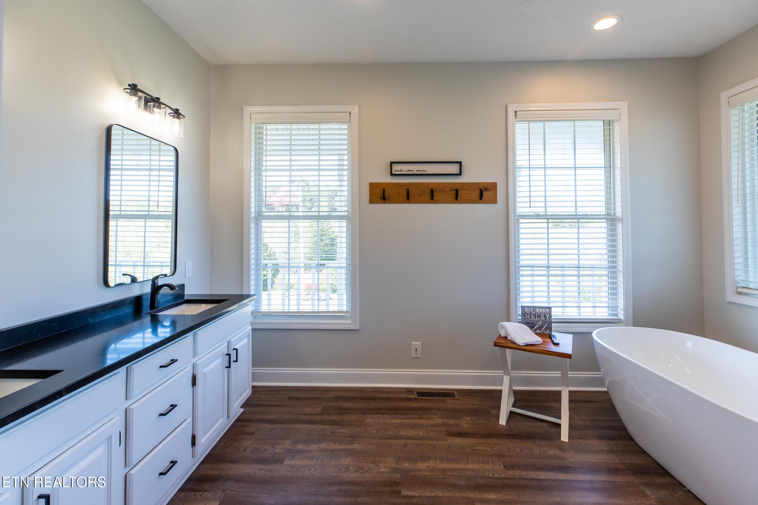 Norris Lake Real Estate - Image# 32