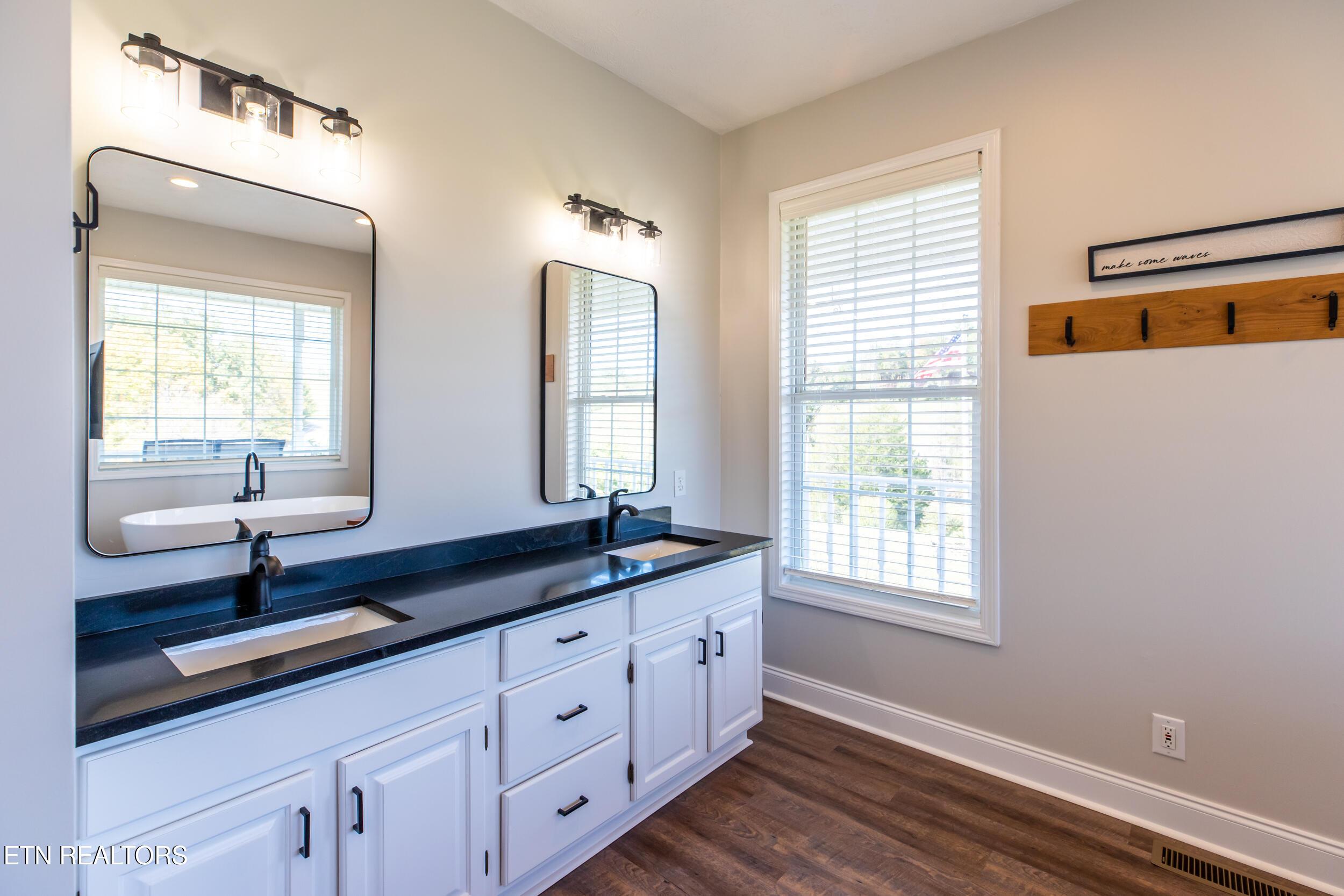 Norris Lake Real Estate - Image# 33