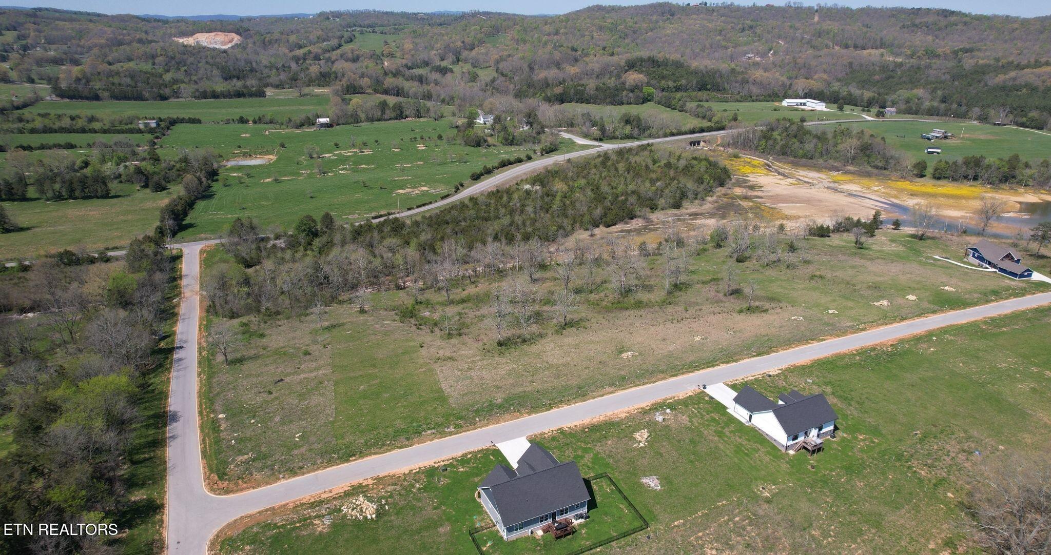 106 Waterfront Knoll Rd, Sharps Chapel, TN - Norris Lake Real Estate - Image# 21