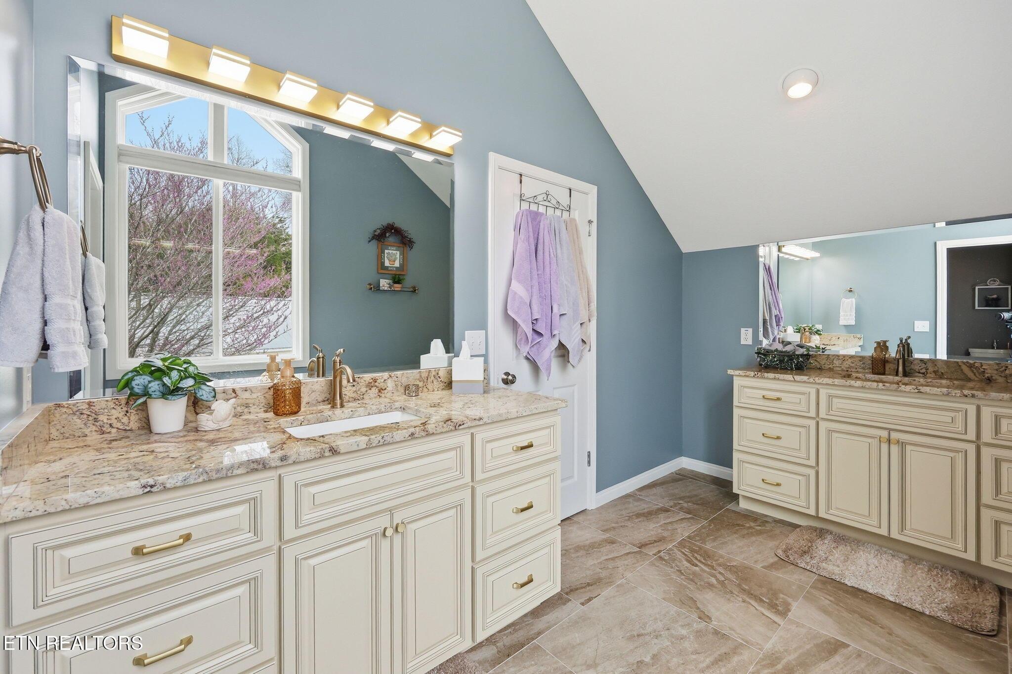 155 N Deer Village Lane, Lafollette, TN - Norris Lake Real Estate - Image# 22