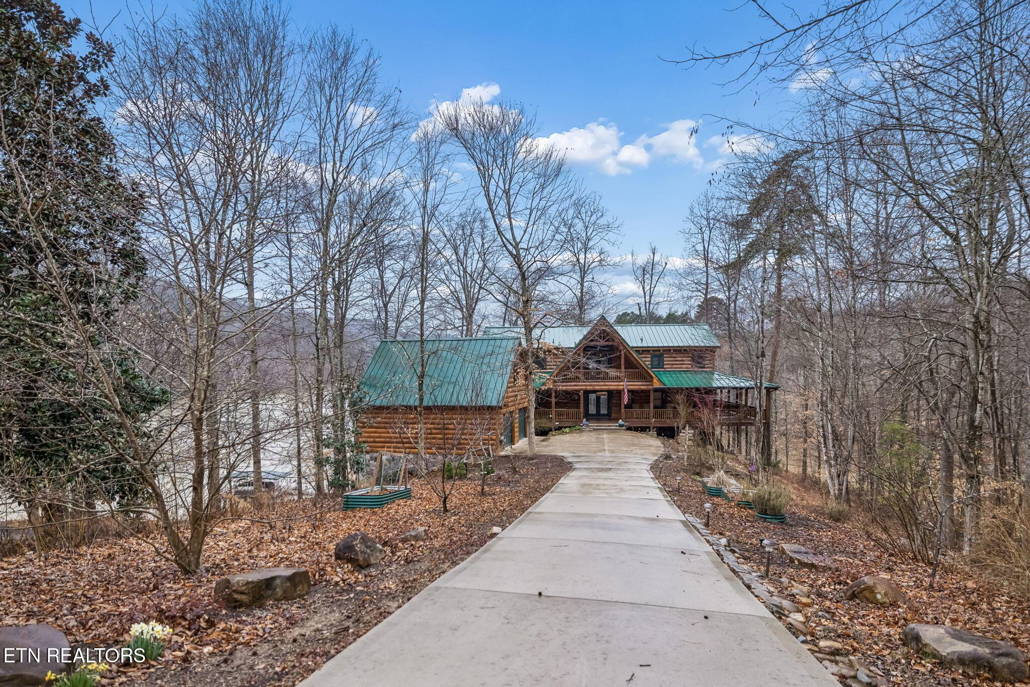105 Shoreside Rd, New Tazewell, TN - Norris Lake Real Estate - Image# 3