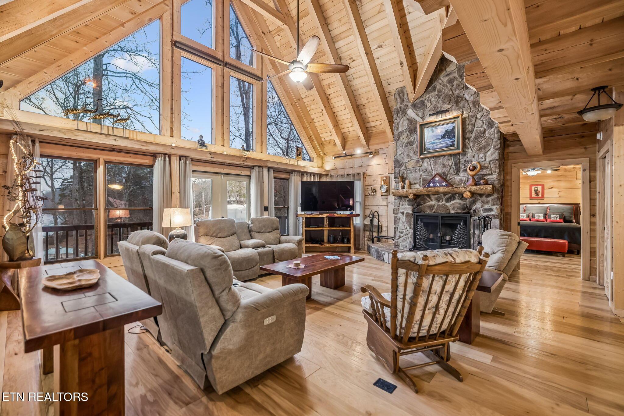 105 Shoreside Rd, New Tazewell, TN - Norris Lake Real Estate - Image# 11