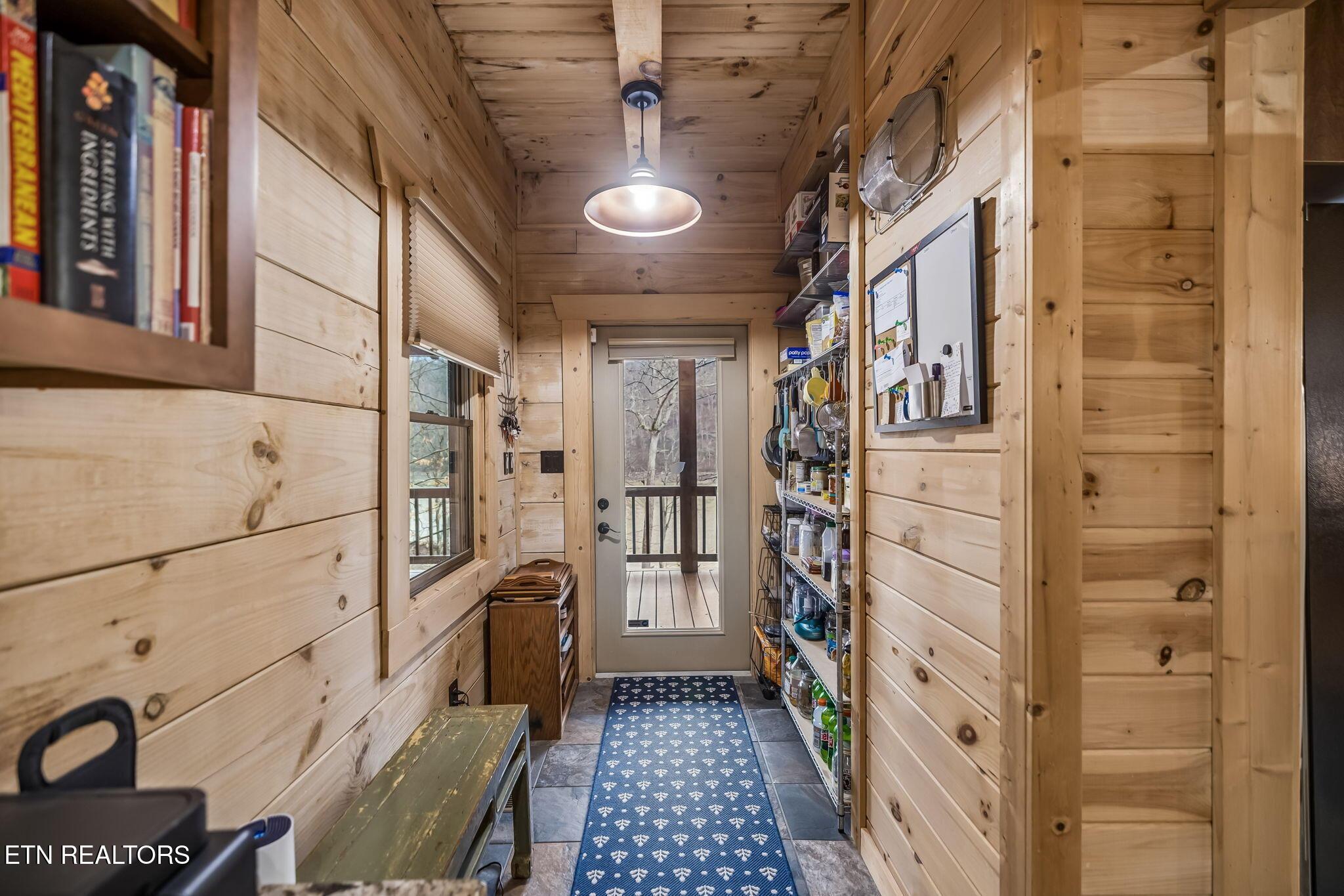 105 Shoreside Rd, New Tazewell, TN - Norris Lake Real Estate - Image# 18