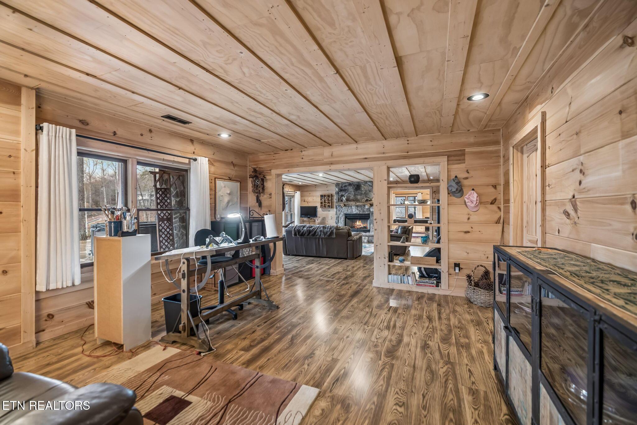 105 Shoreside Rd, New Tazewell, TN - Norris Lake Real Estate - Image# 41