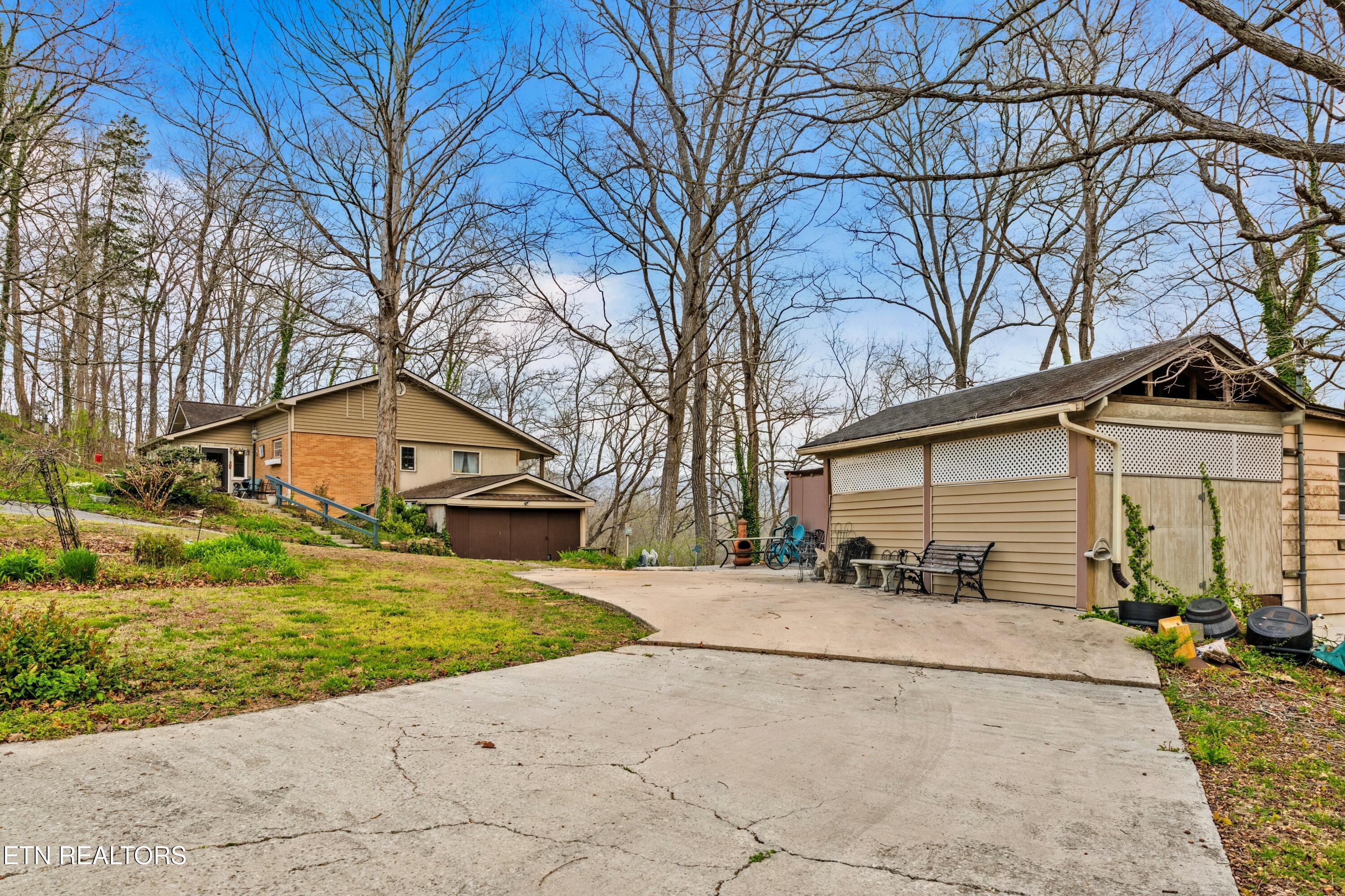 961 Indian River Boat Dock Rd, Jacksboro, TN - Norris Lake Real Estate - Image# 3