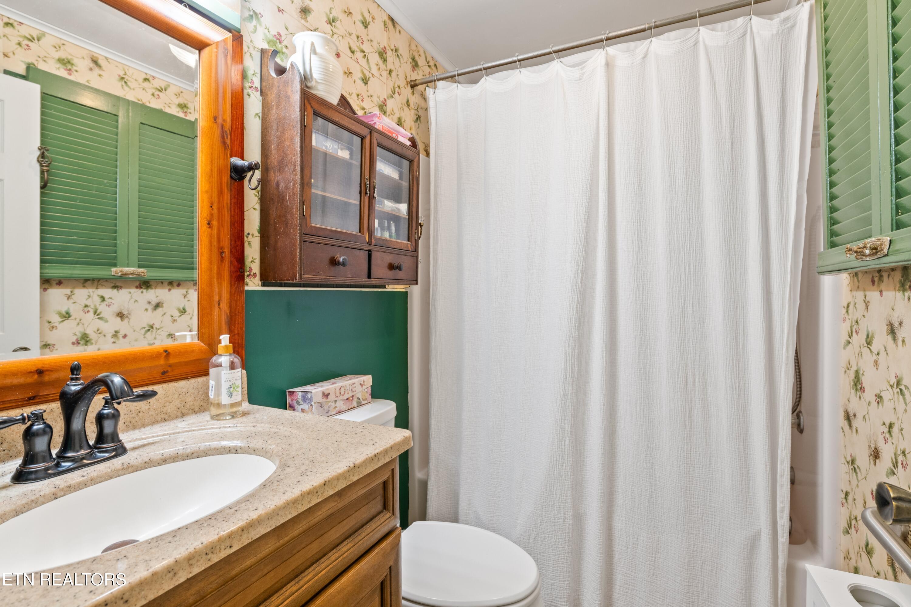 961 Indian River Boat Dock Rd, Jacksboro, TN - Norris Lake Real Estate - Image# 10