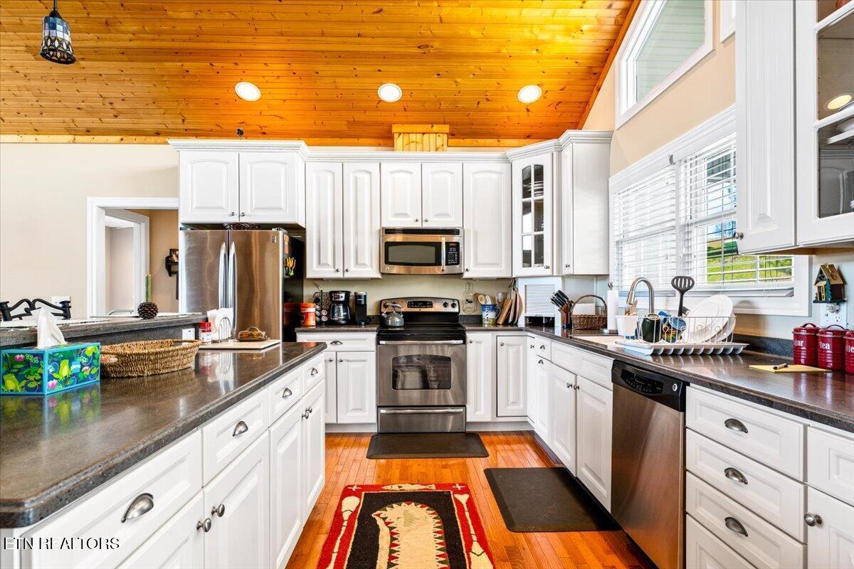 340 Deer Meadow Circle, Lafollette, TN - Norris Lake Real Estate - Image# 13