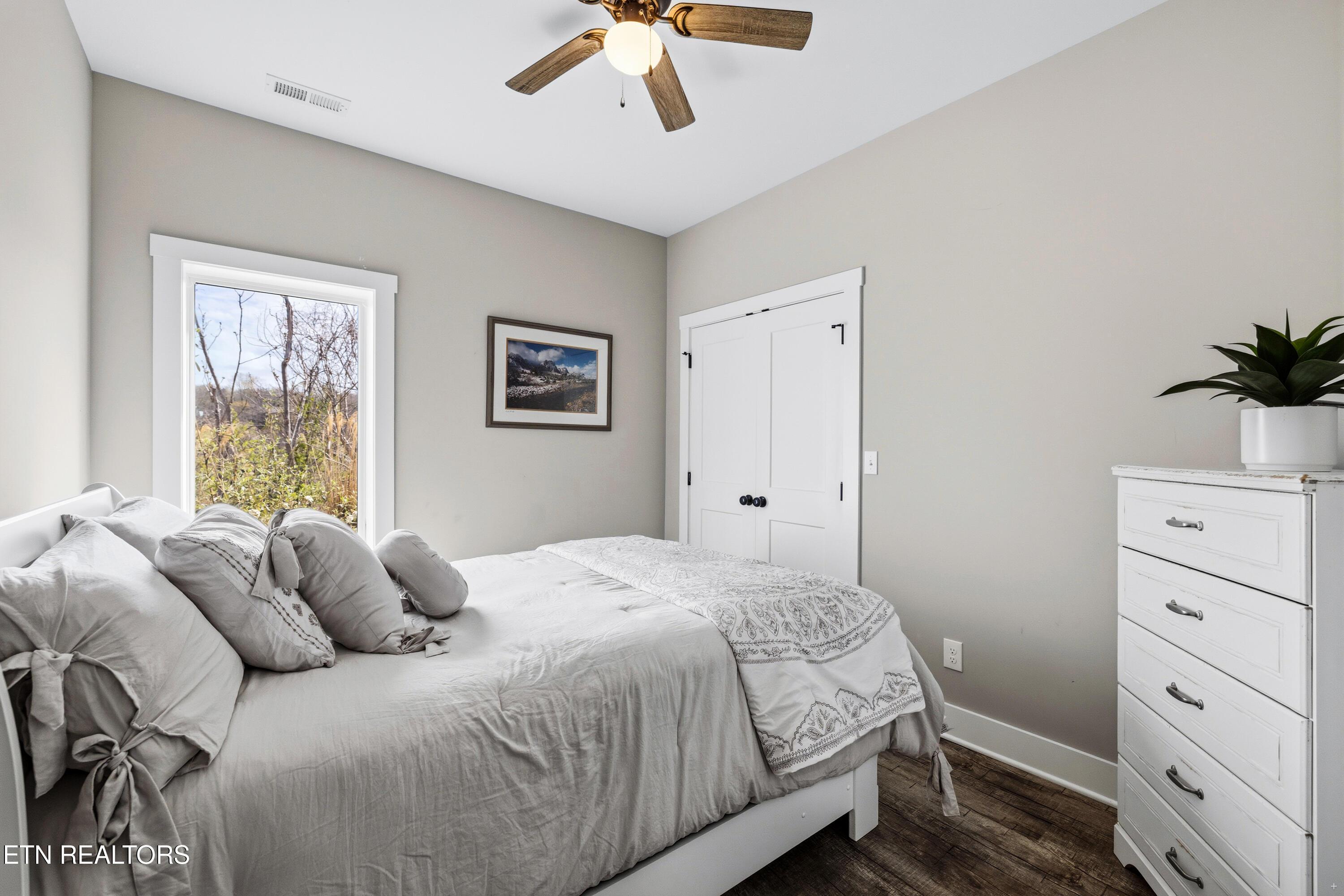 Norris Lake Real Estate - Image# 46