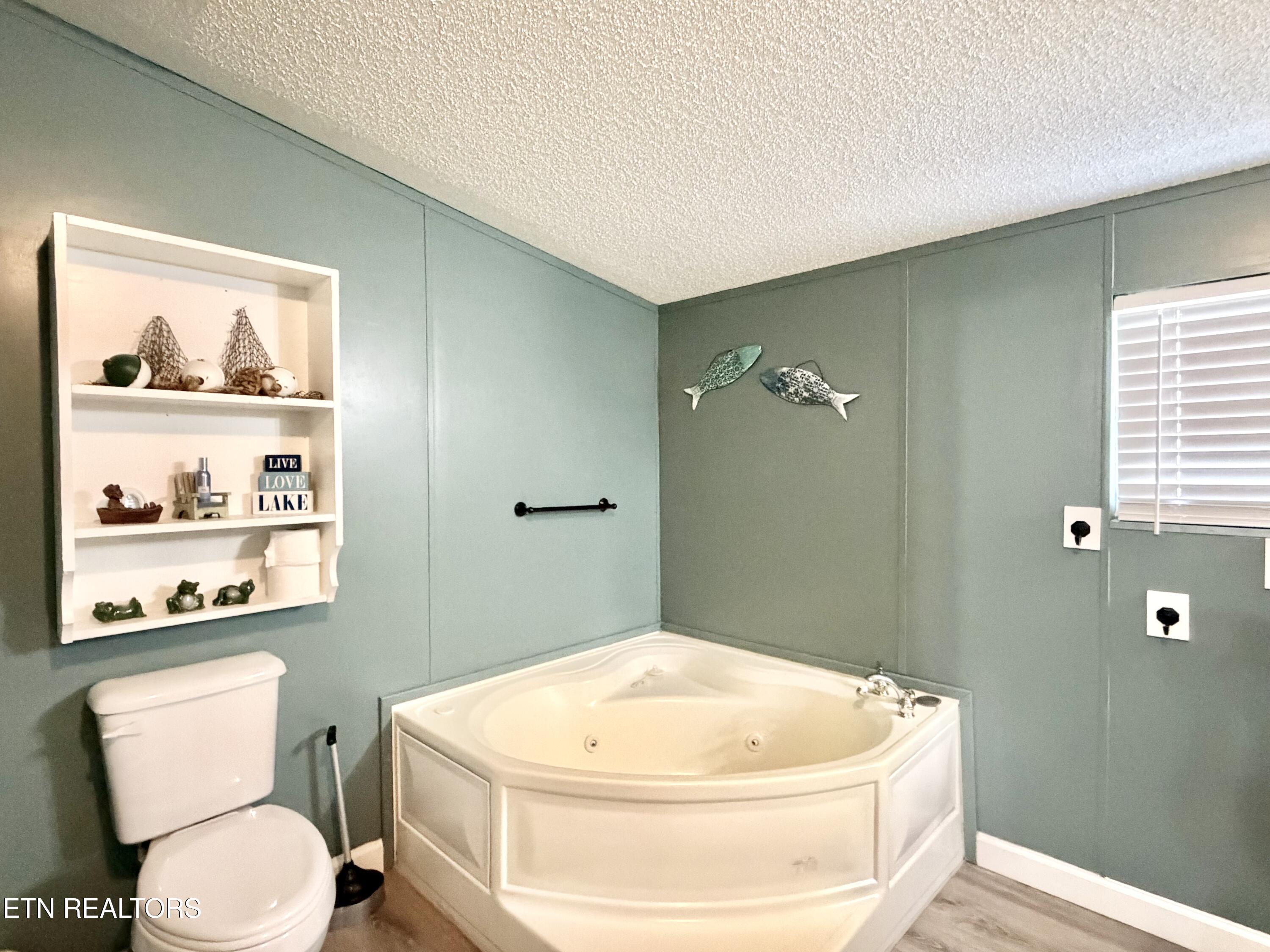 546 Shawnee Drive, Jacksboro, TN - Norris Lake Real Estate - Image# 33