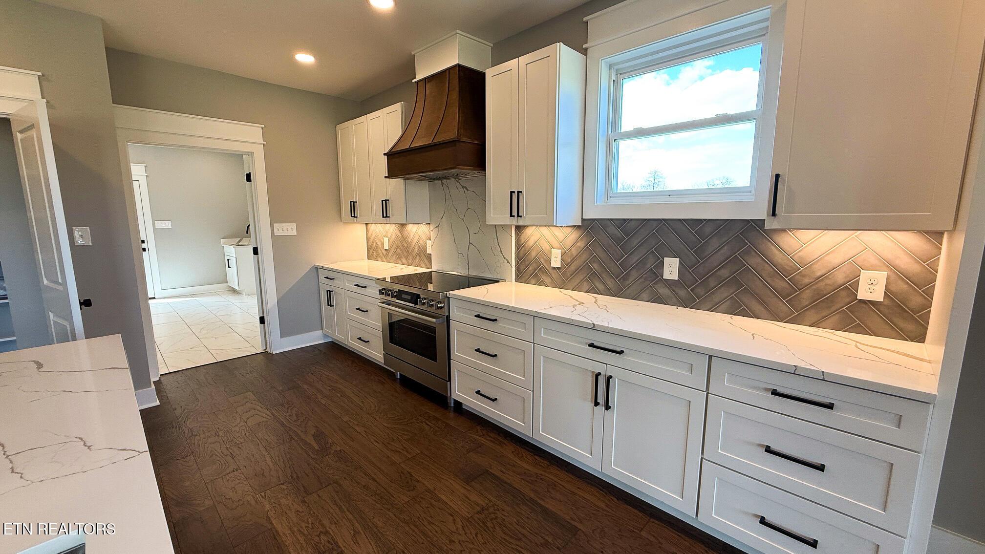 Norris Lake Real Estate - Image# 16