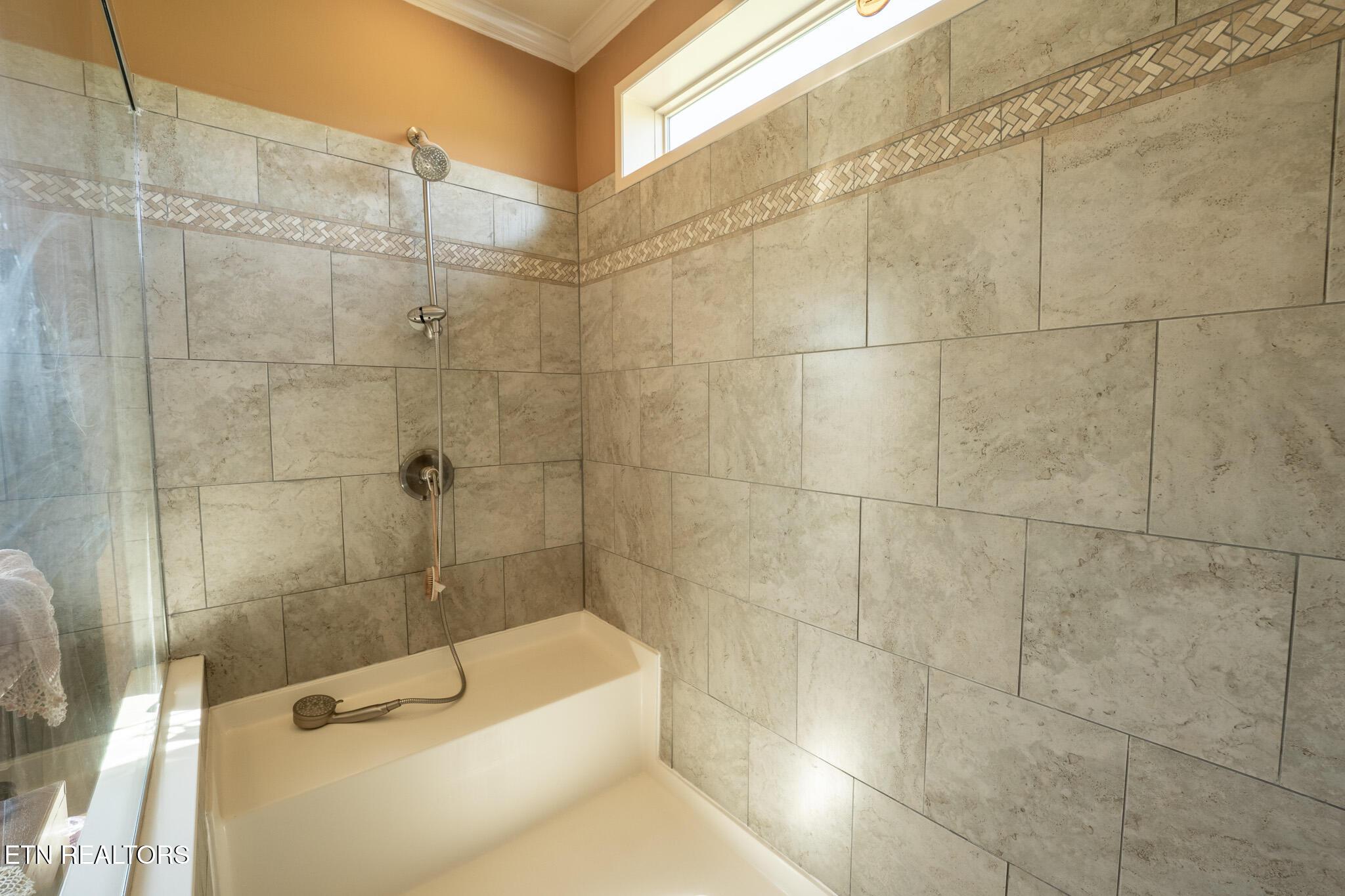 Norris Lake Real Estate - Image# 26