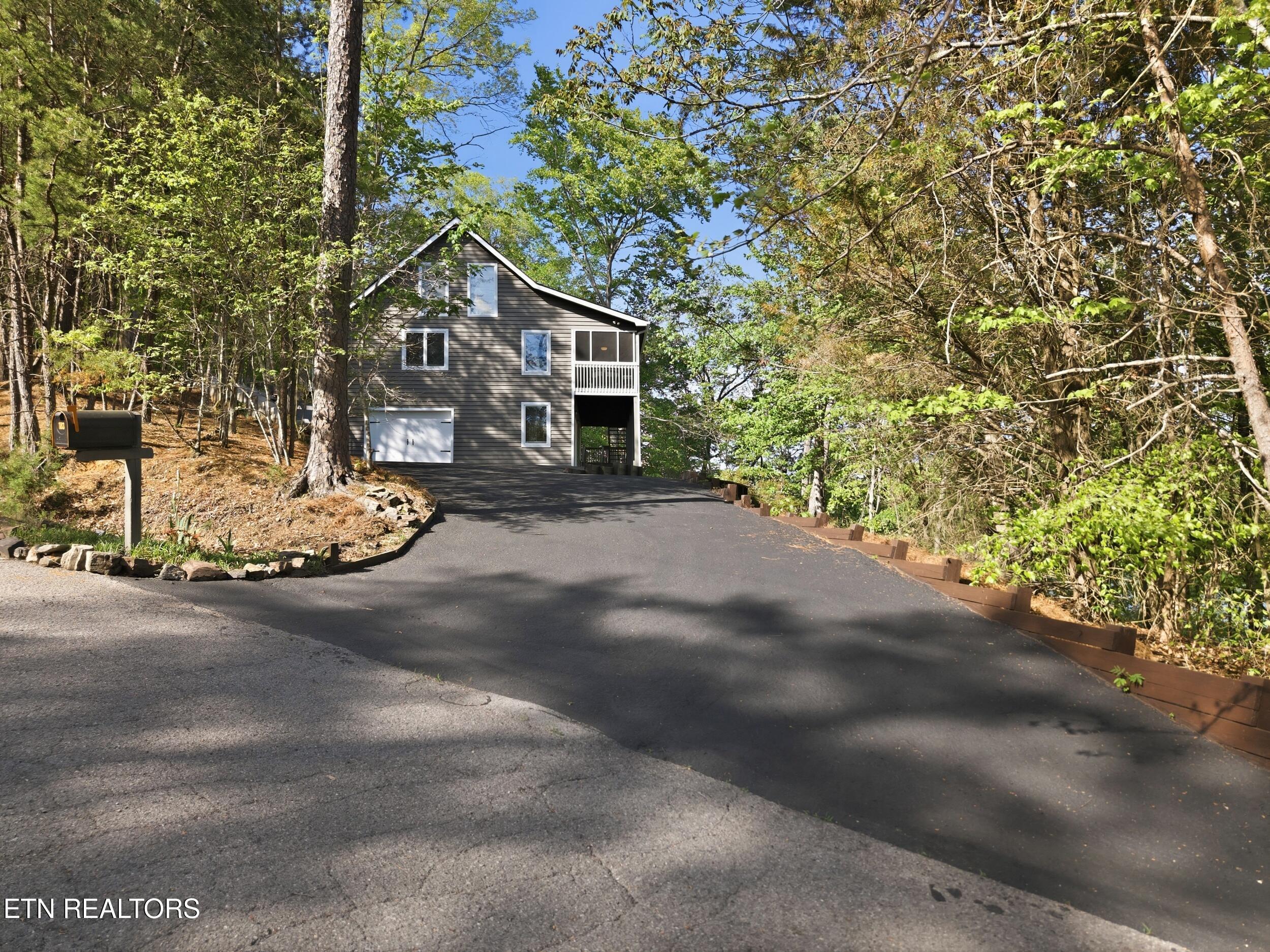 183 Ridgeview Circle, Sharps Chapel, TN - Norris Lake Real Estate - Image# 3