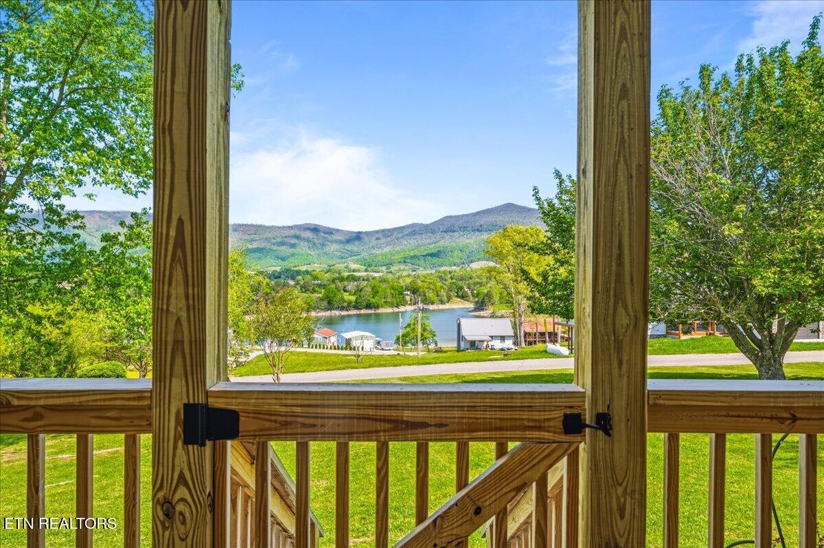 1178 Powell Valley Shores Circle, Speedwell, TN - Norris Lake Real Estate - Image# 8