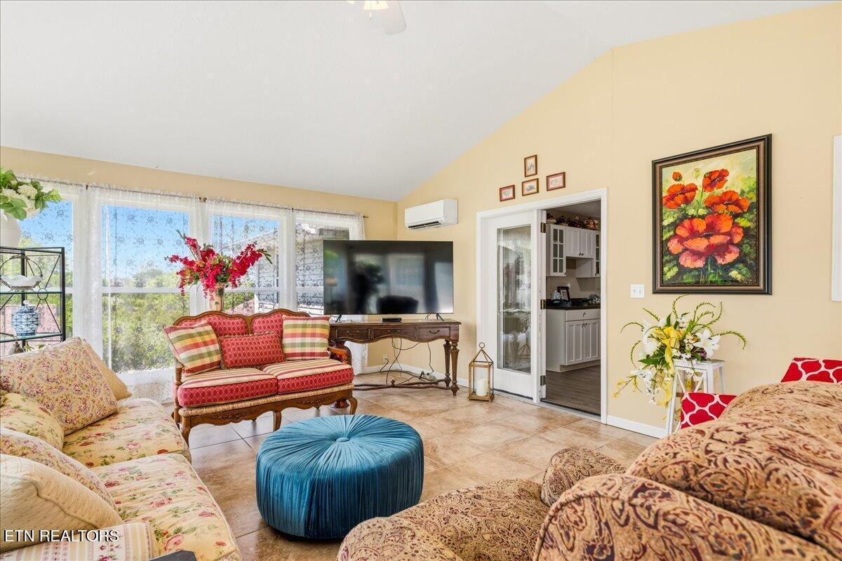 1178 Powell Valley Shores Circle, Speedwell, TN - Norris Lake Real Estate - Image# 36