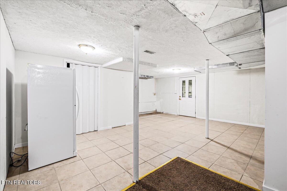 1178 Powell Valley Shores Circle, Speedwell, TN - Norris Lake Real Estate - Image# 38