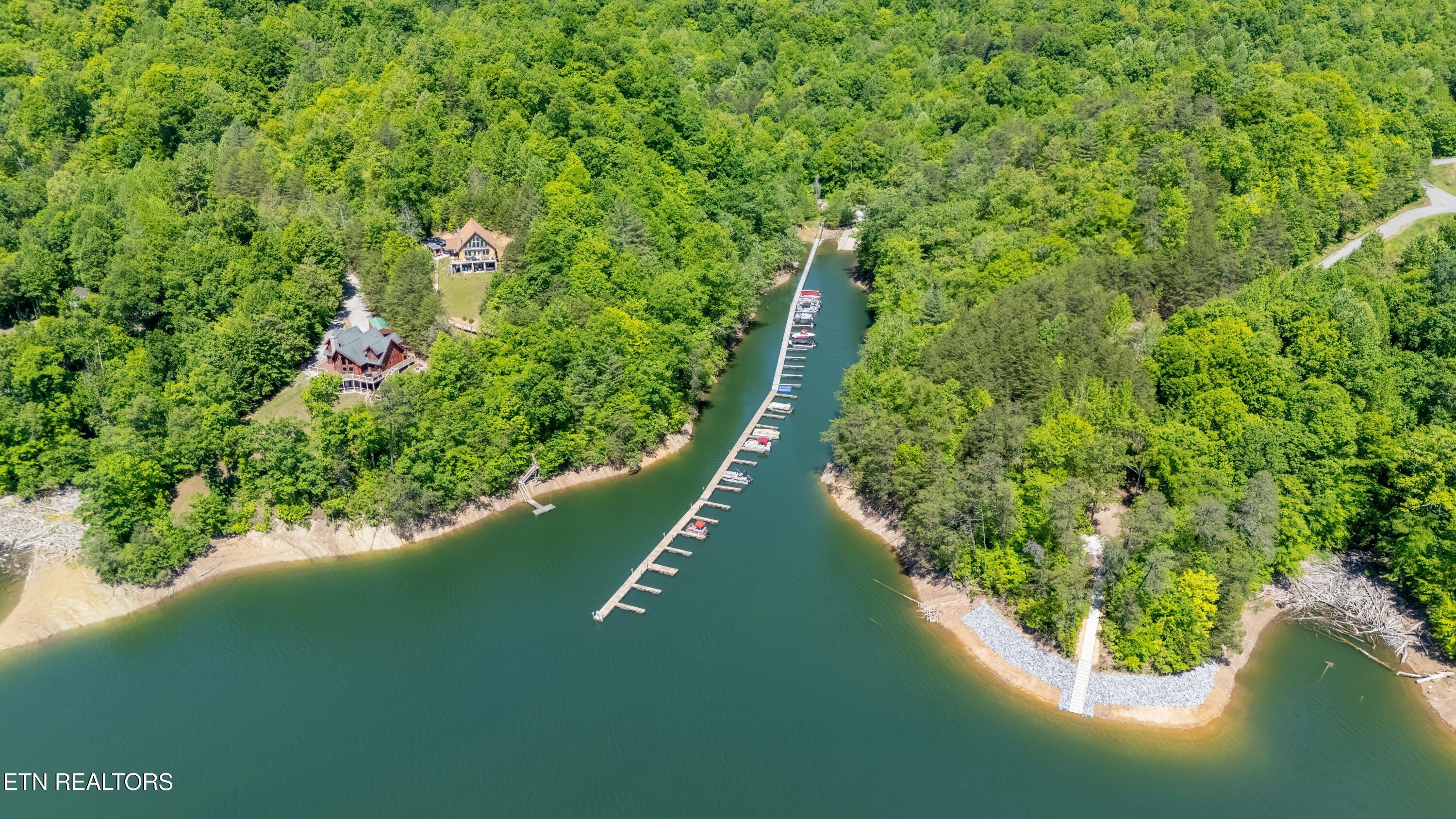 1738 Mountain Shores Rd, New Tazewell, TN - Norris Lake Real Estate - Image# 42