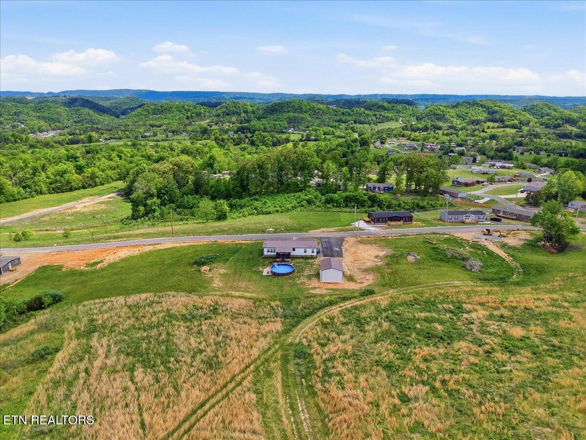 1068 Elaine Drive, Tazewell, TN - Norris Lake Real Estate - Image# 39