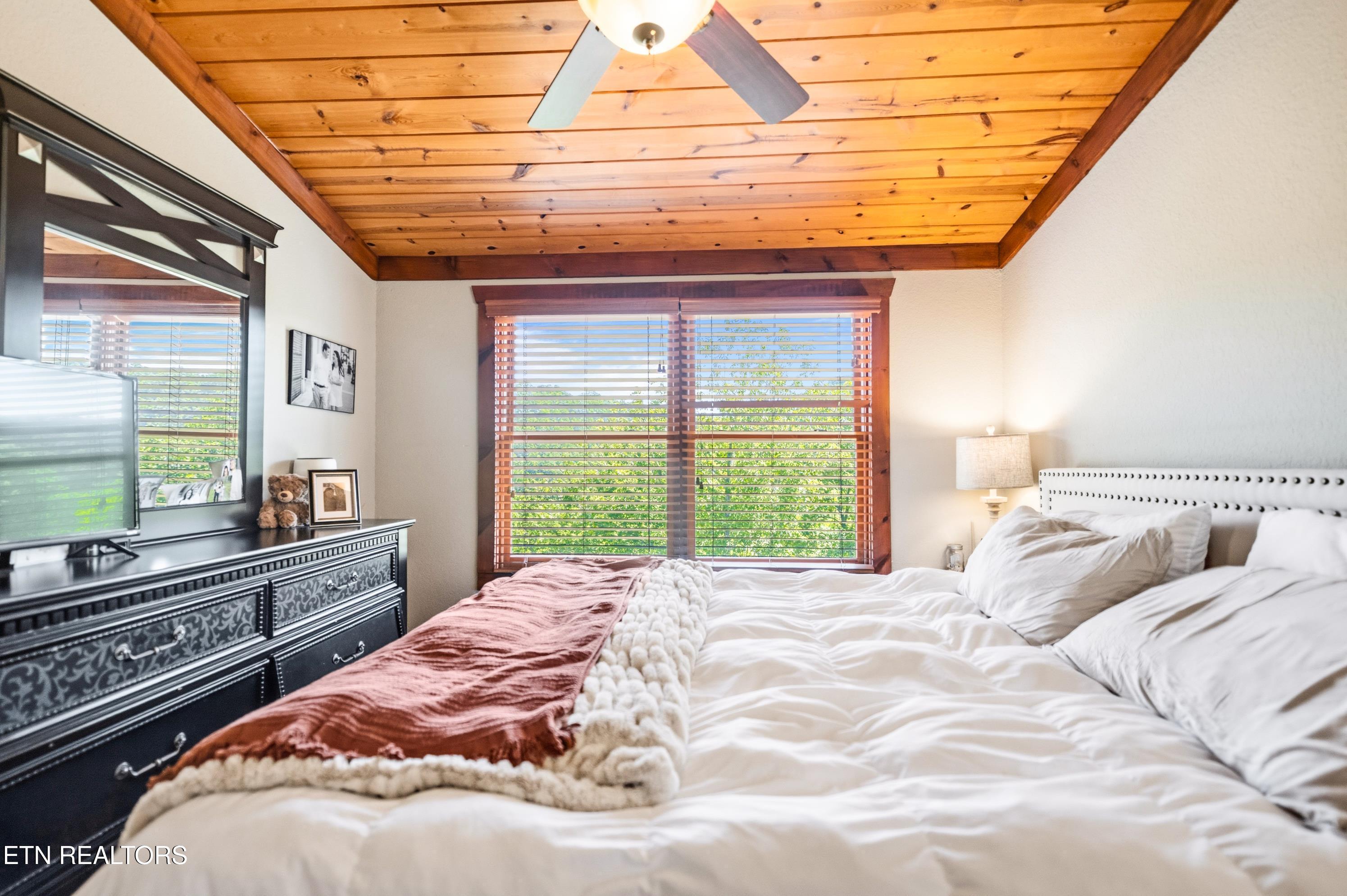 Norris Lake Real Estate - Image# 56