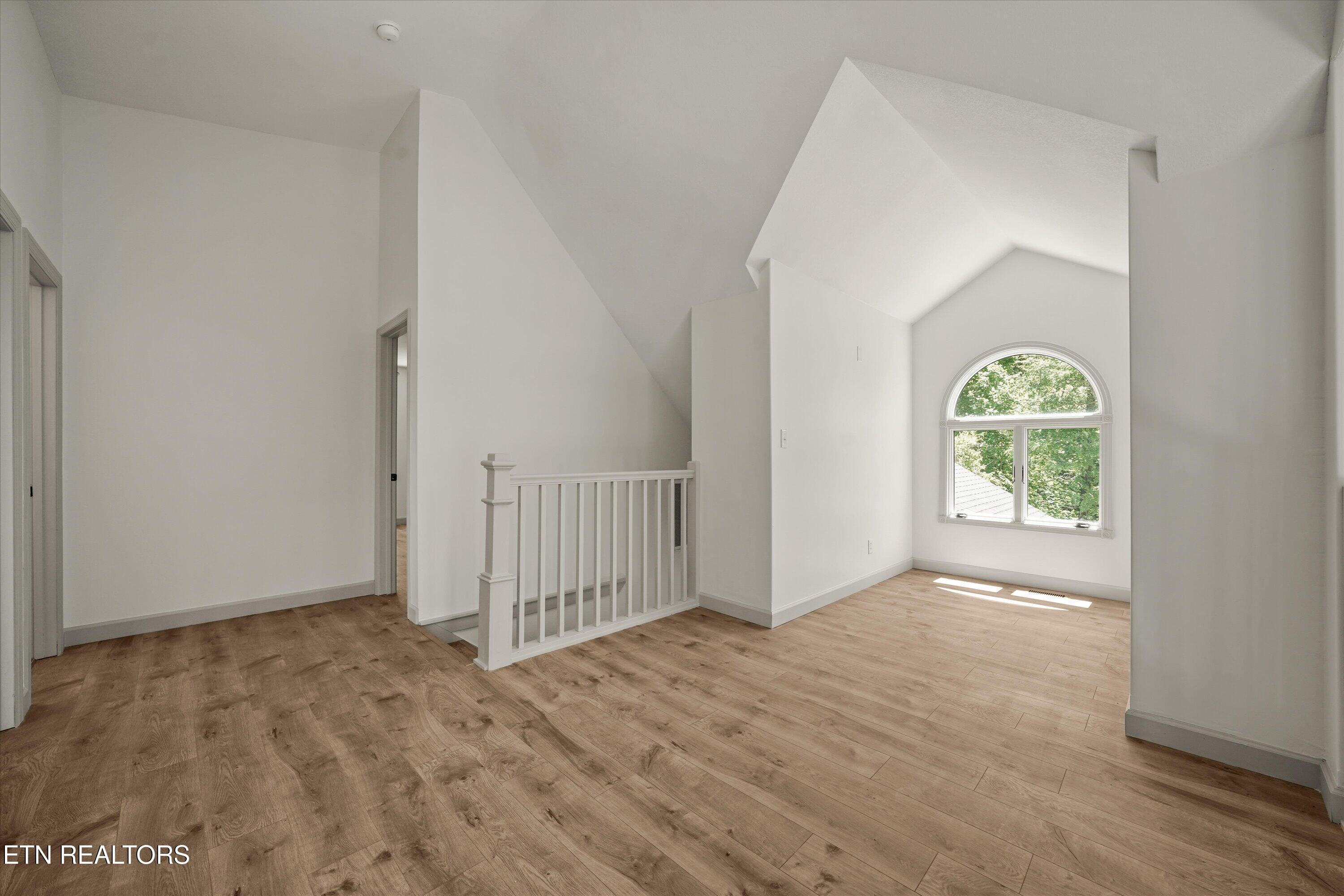 Norris Lake Real Estate - Image# 36
