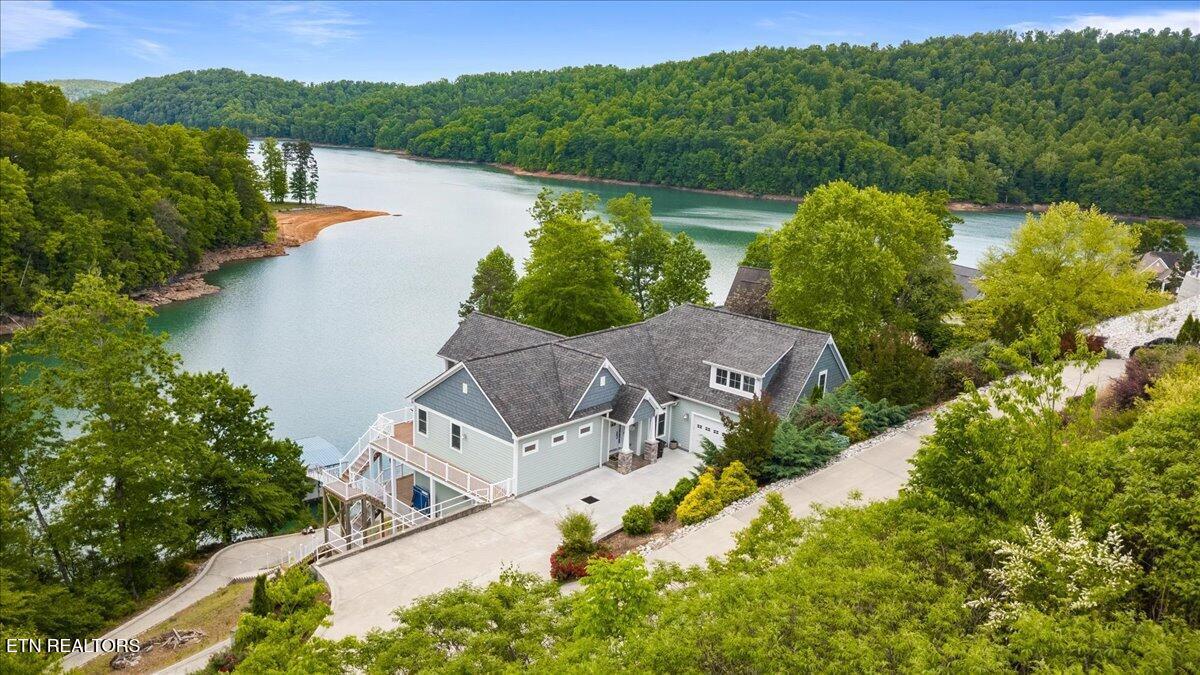 207 Cameron Loop Lane, Lafollette, TN - Norris Lake Real Estate - Image# 2